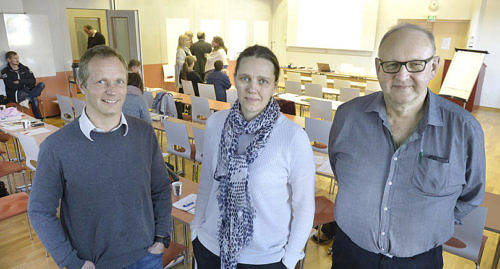 POSITIVA Sunds kommundirektör Jens Andersén, Saltviks kommundirektör Katarina Donning och Lumparlands kommunenstyrelses ordförande Brage Willhelms tror alla på en rökfri framtid för kommunerna.