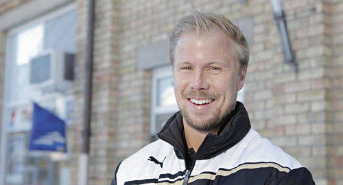 NYTT JOBB Johan Carlsson tar över som huvudtränare i IFK dam. Det meddelade IFK Mariehamn under torsdagskvällen.