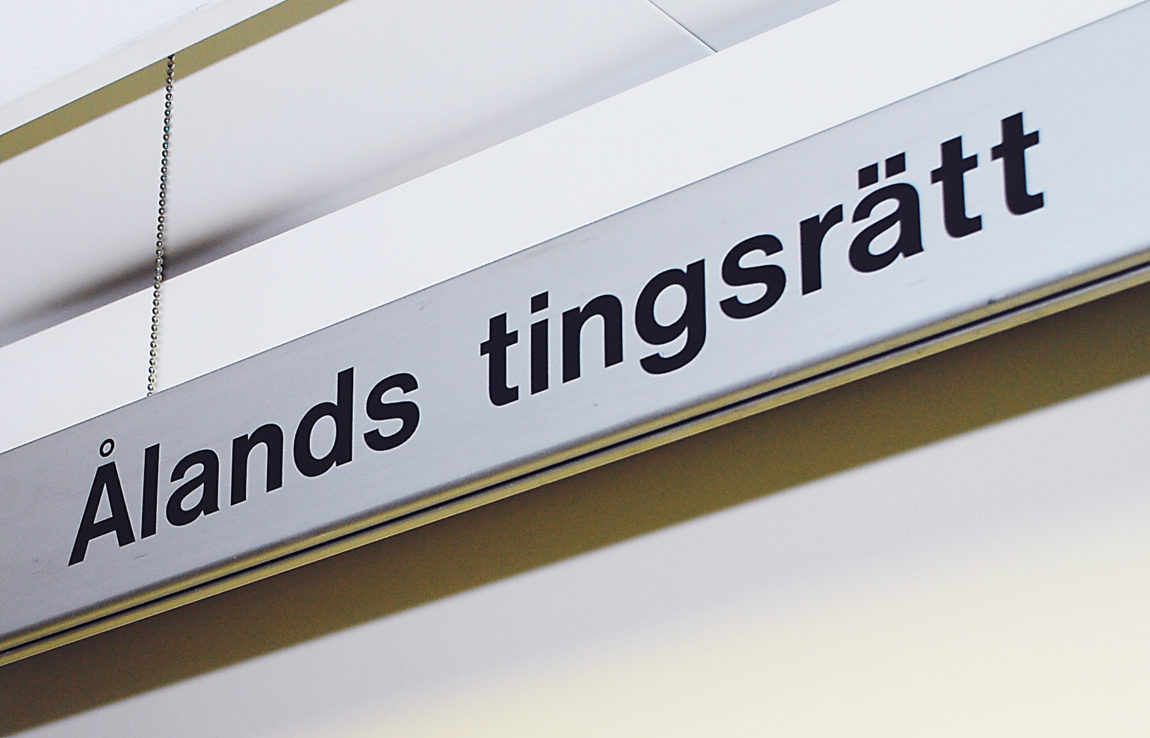 Tingsrätten friar våldtäktsåtalad