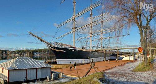 KORREKT BILD Pommernkommittén presenterade i går den här bilden över hur det kan se ut när dockan är klar. Notera kobryggan som förbinder fartyget med Ålands sjöfartsmuseum.