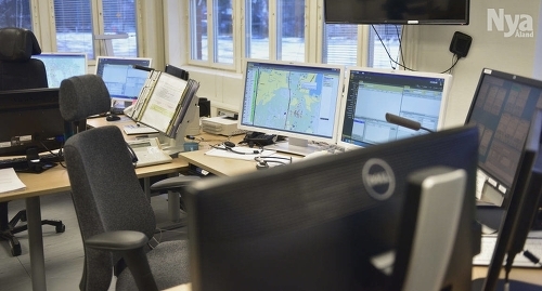 MAKTPOSITIONER Frågan om en gemensam räddningsmyndighet är ett praktexempel på när gamla maktpositioner har blivit viktigare än kärnverksamheten. Bilden är från alarmcentralen.