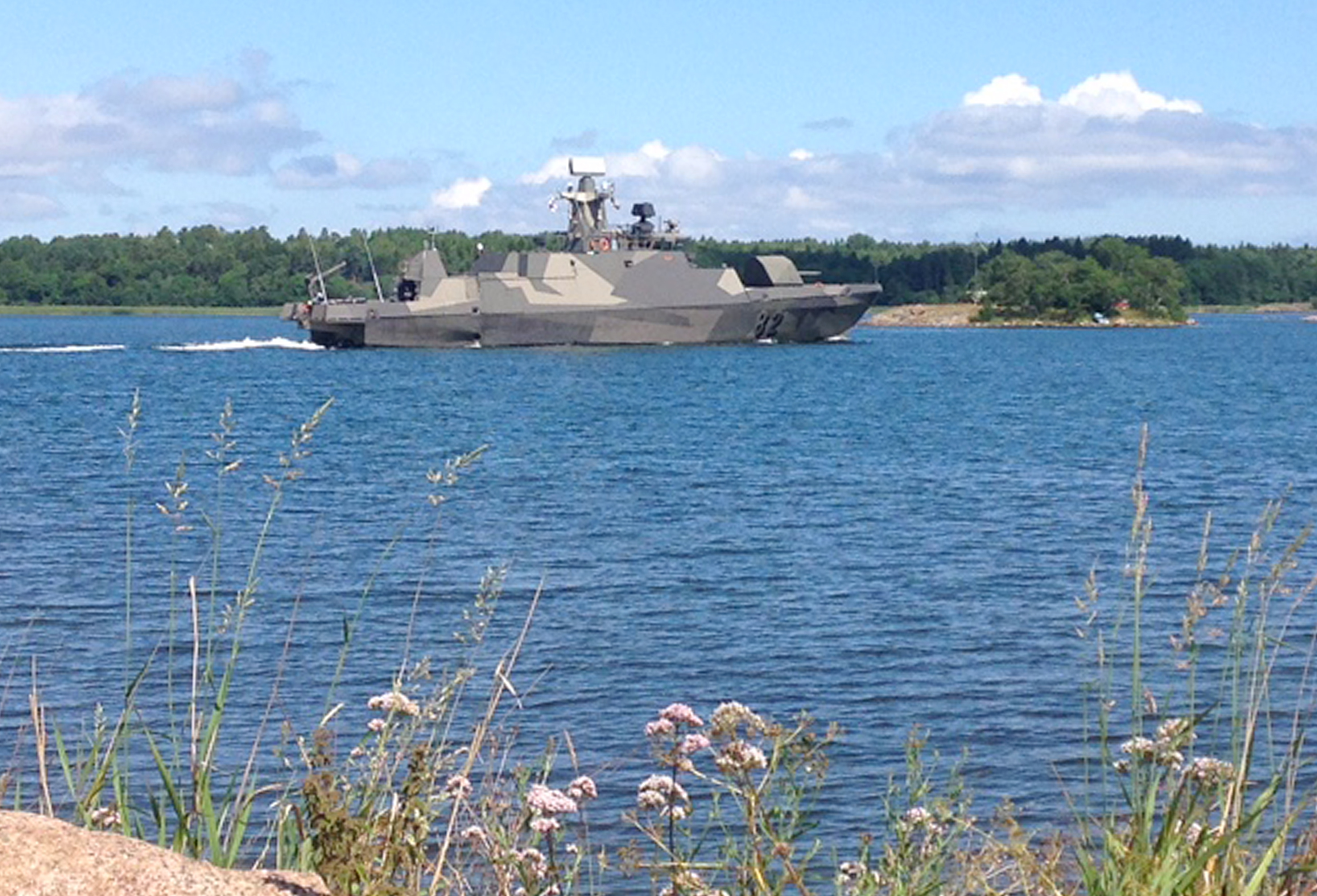 Militärfartyg passerade Degerby