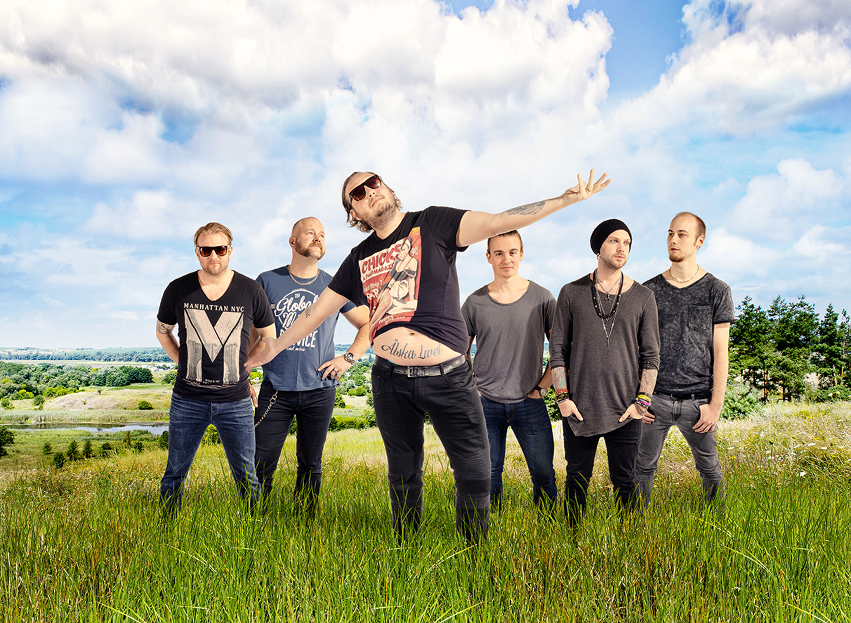 2 Blyga Läppar vill sprida glädje