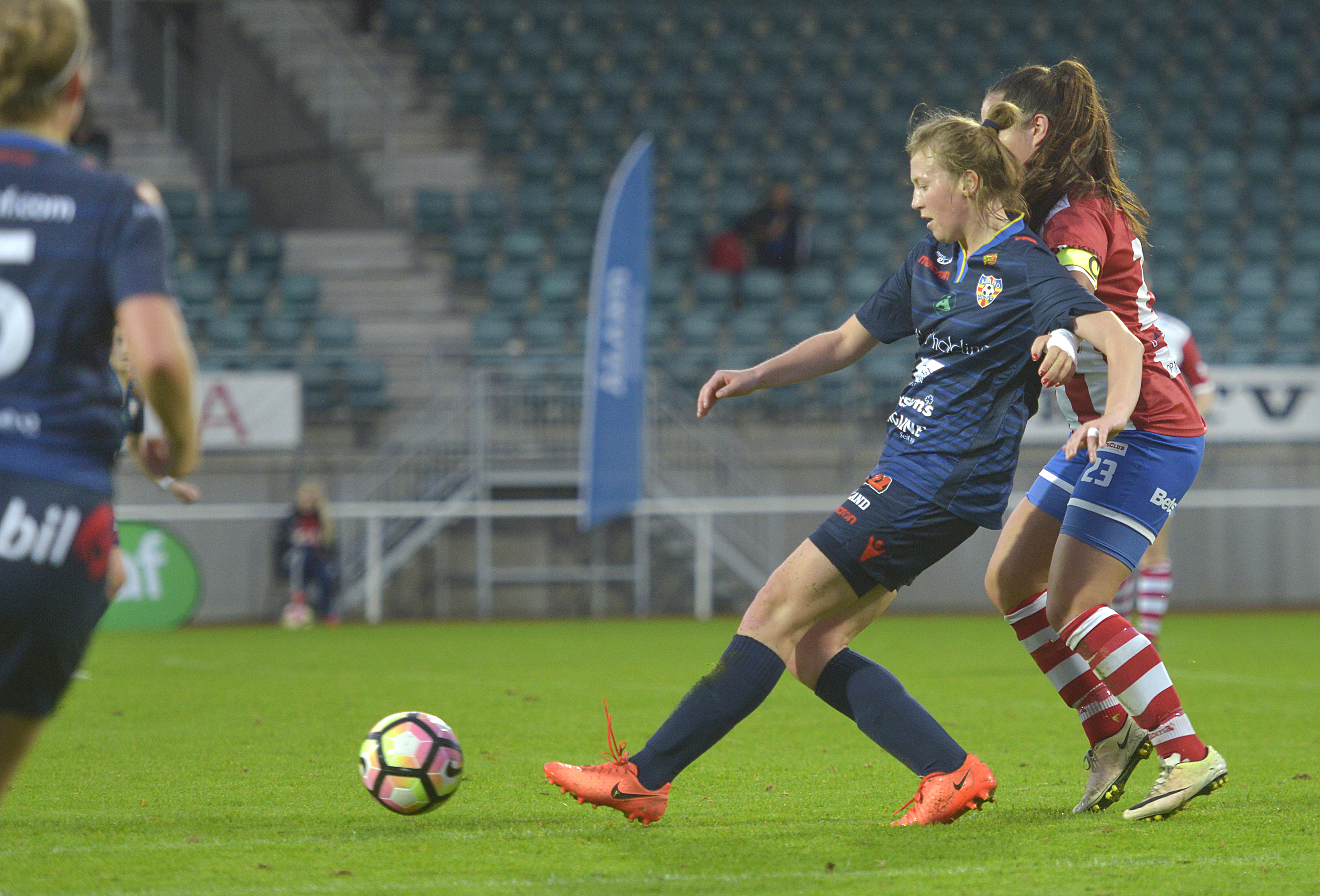 Tre får lämna Åland United