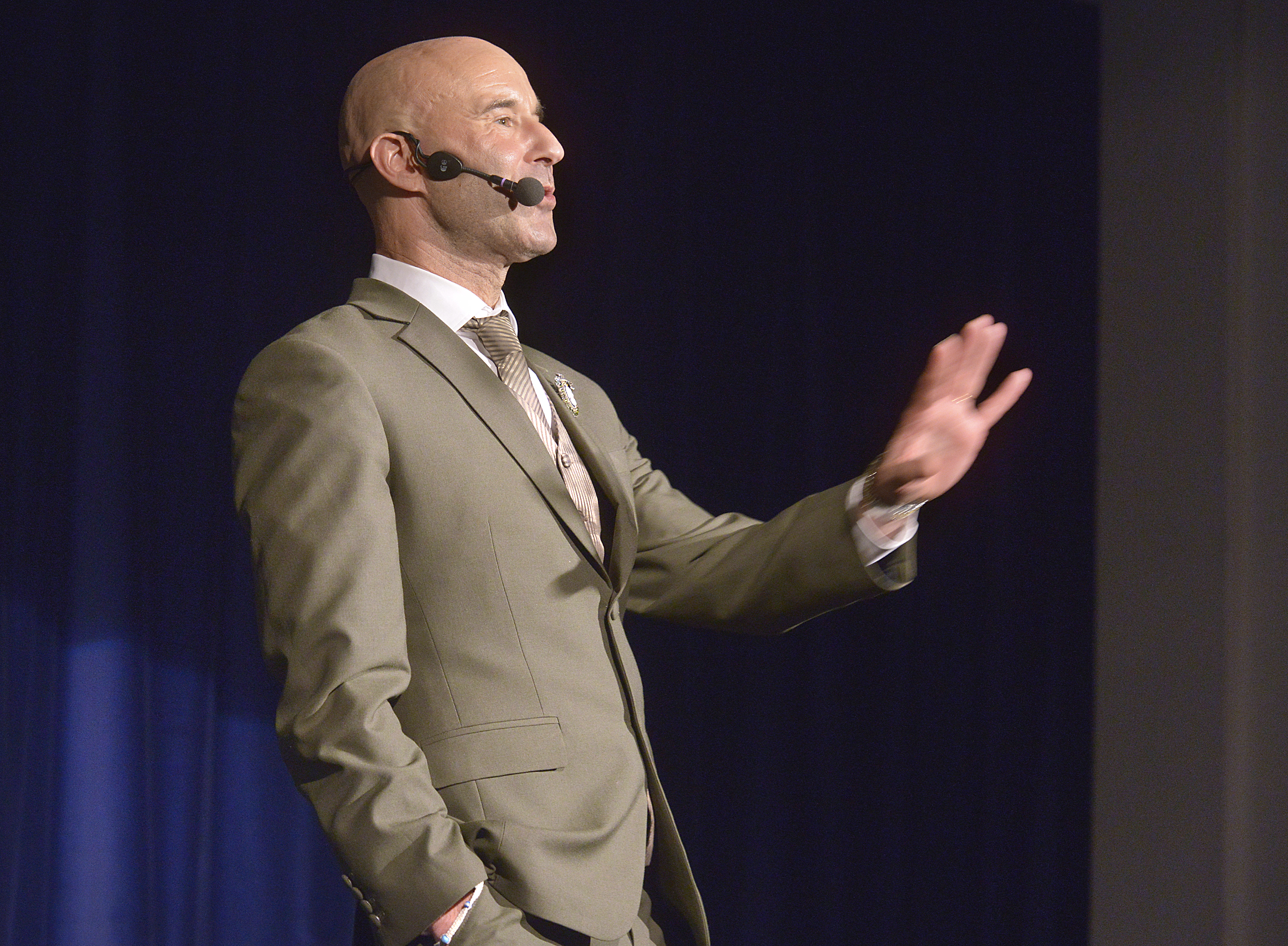 Fullsatt när Mark bjöd in till skratt