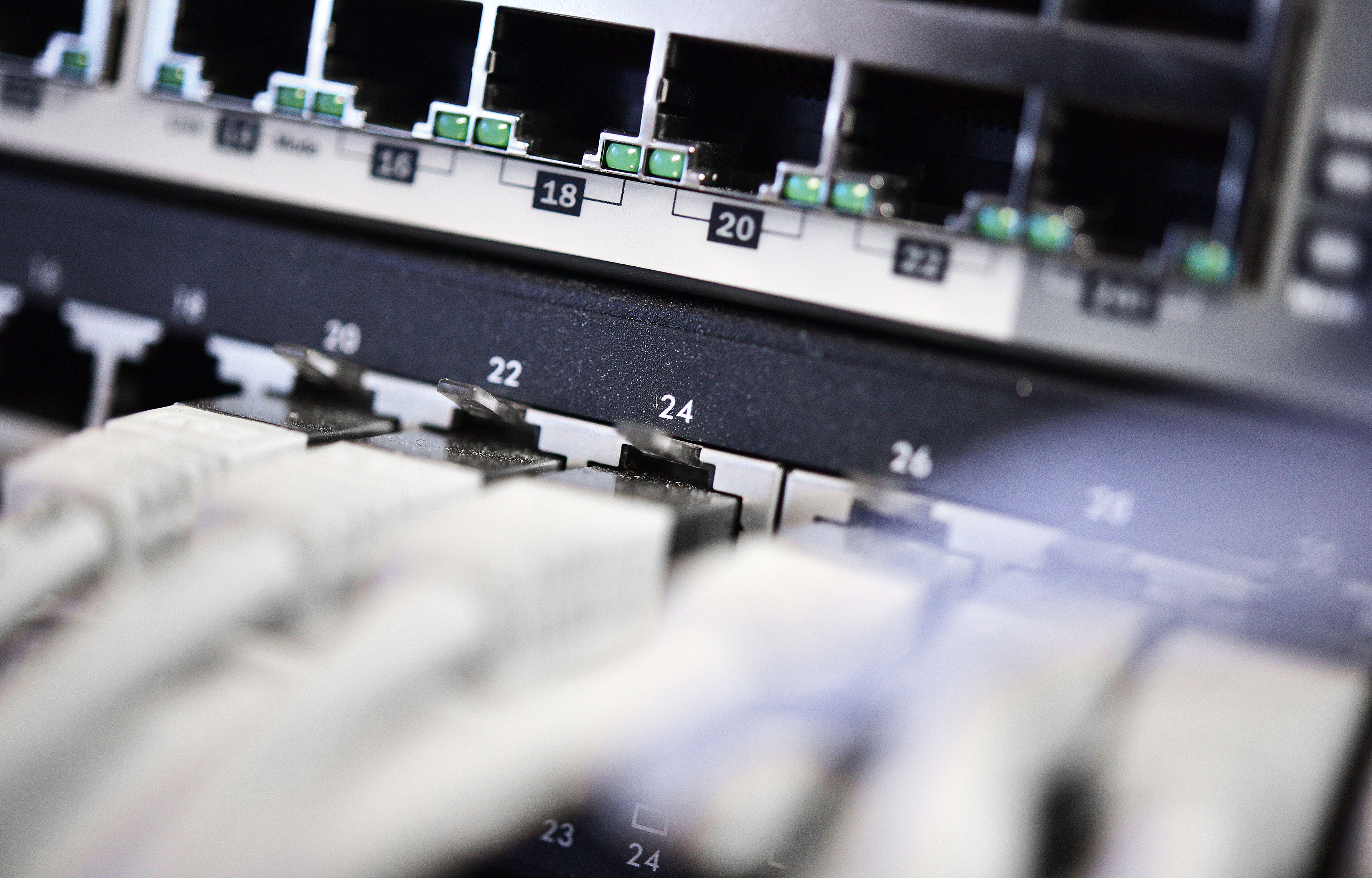 Utred attackerna grundligt för att döda spekulationerna