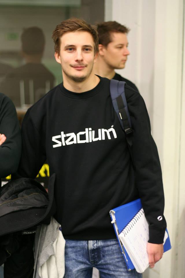 Han tar över damlaget Våsc