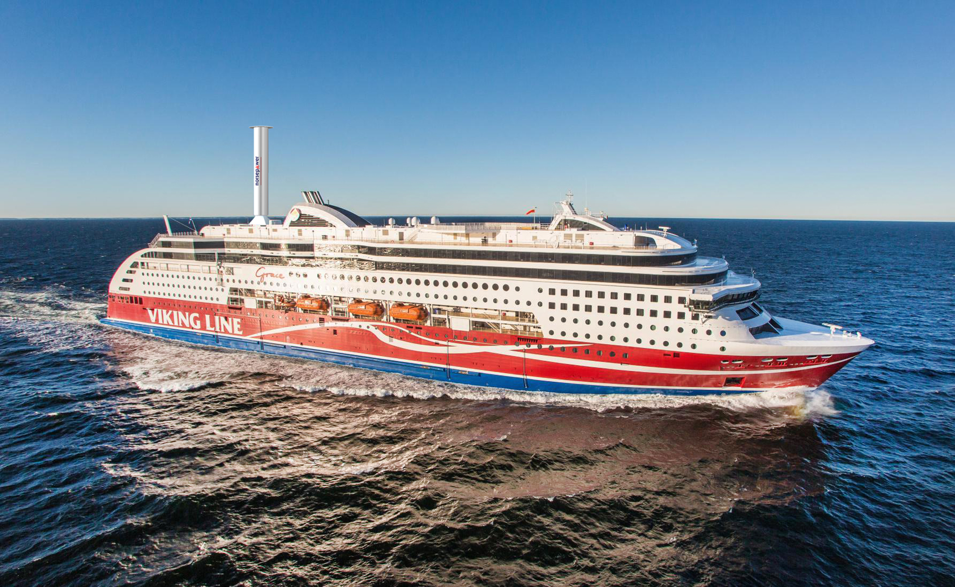 Hundratals passagerare försenade i hårda vinden