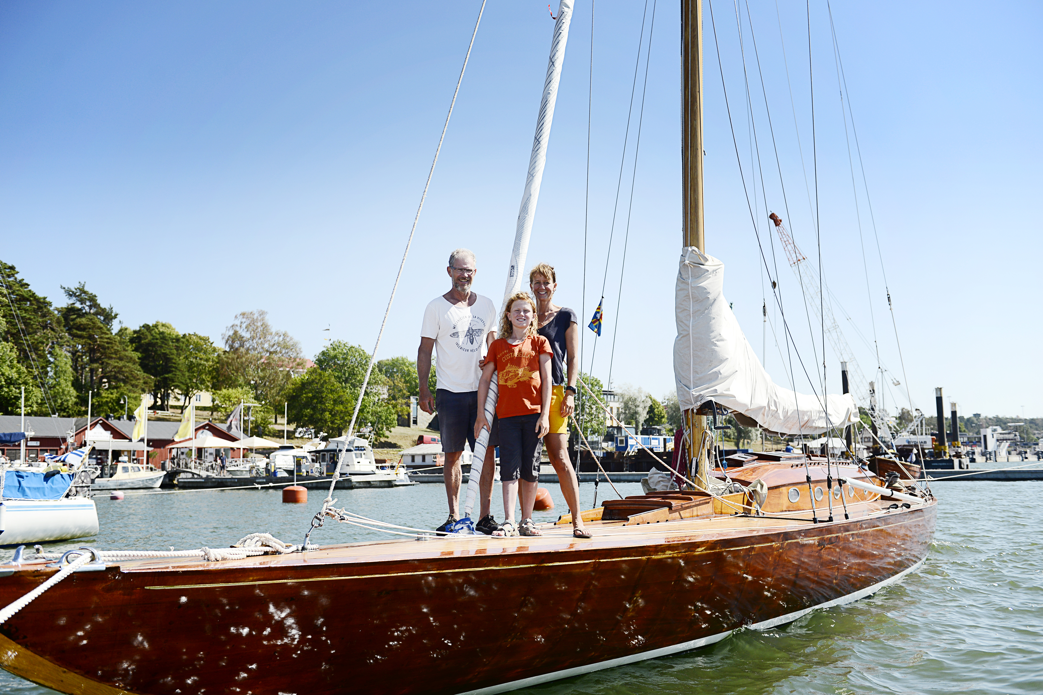 Anrik skärgårdskryssare i ÅSS gästhamn