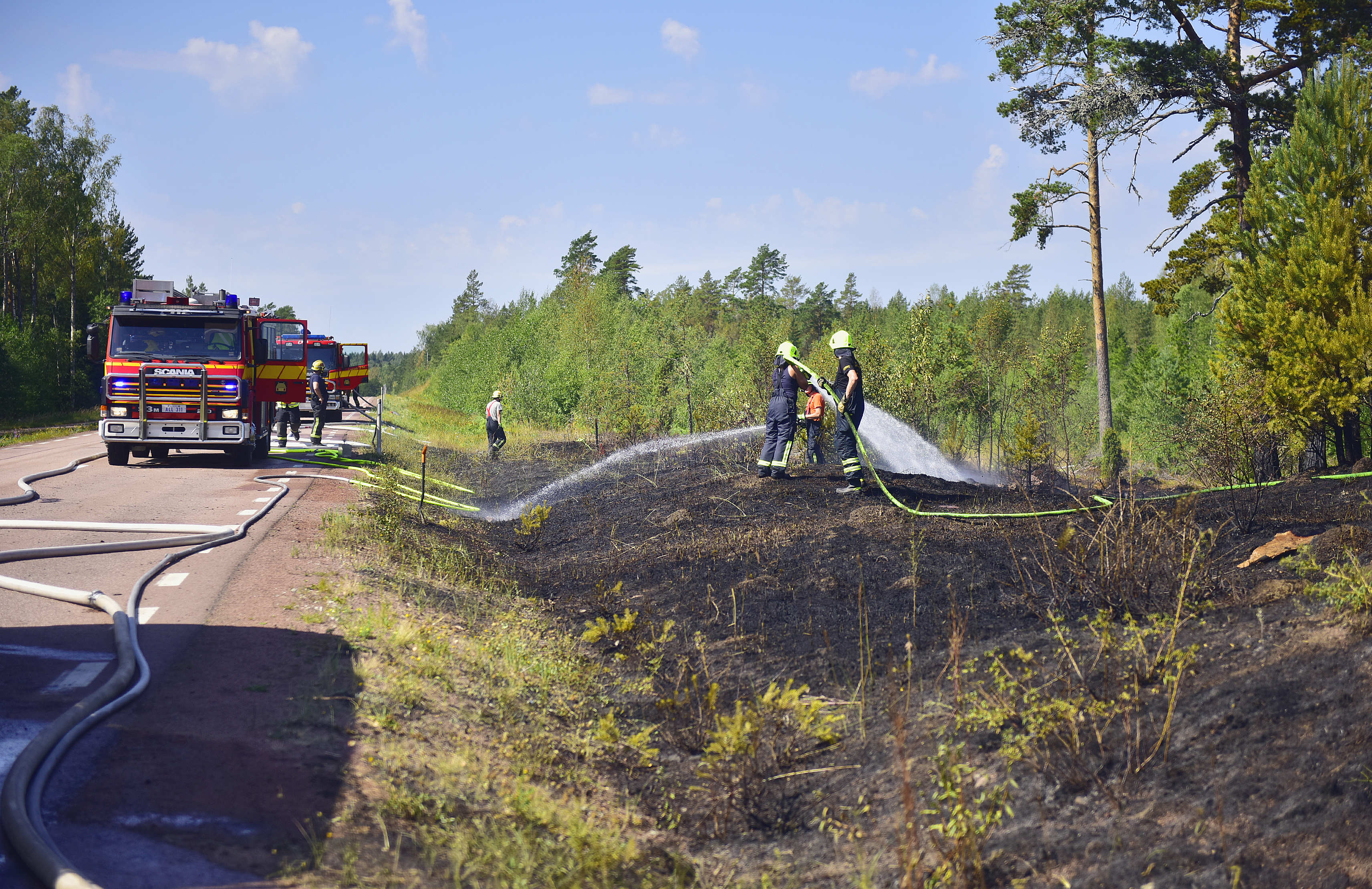 Markbrand i Lemland-vägen öppnad igen
