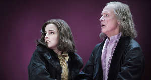 Loa Falkman i åländsk jury