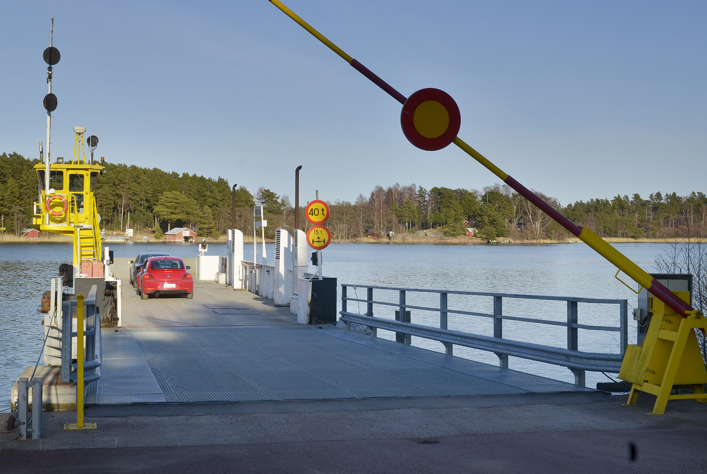 Ängösundsfärjan kör som vanligt