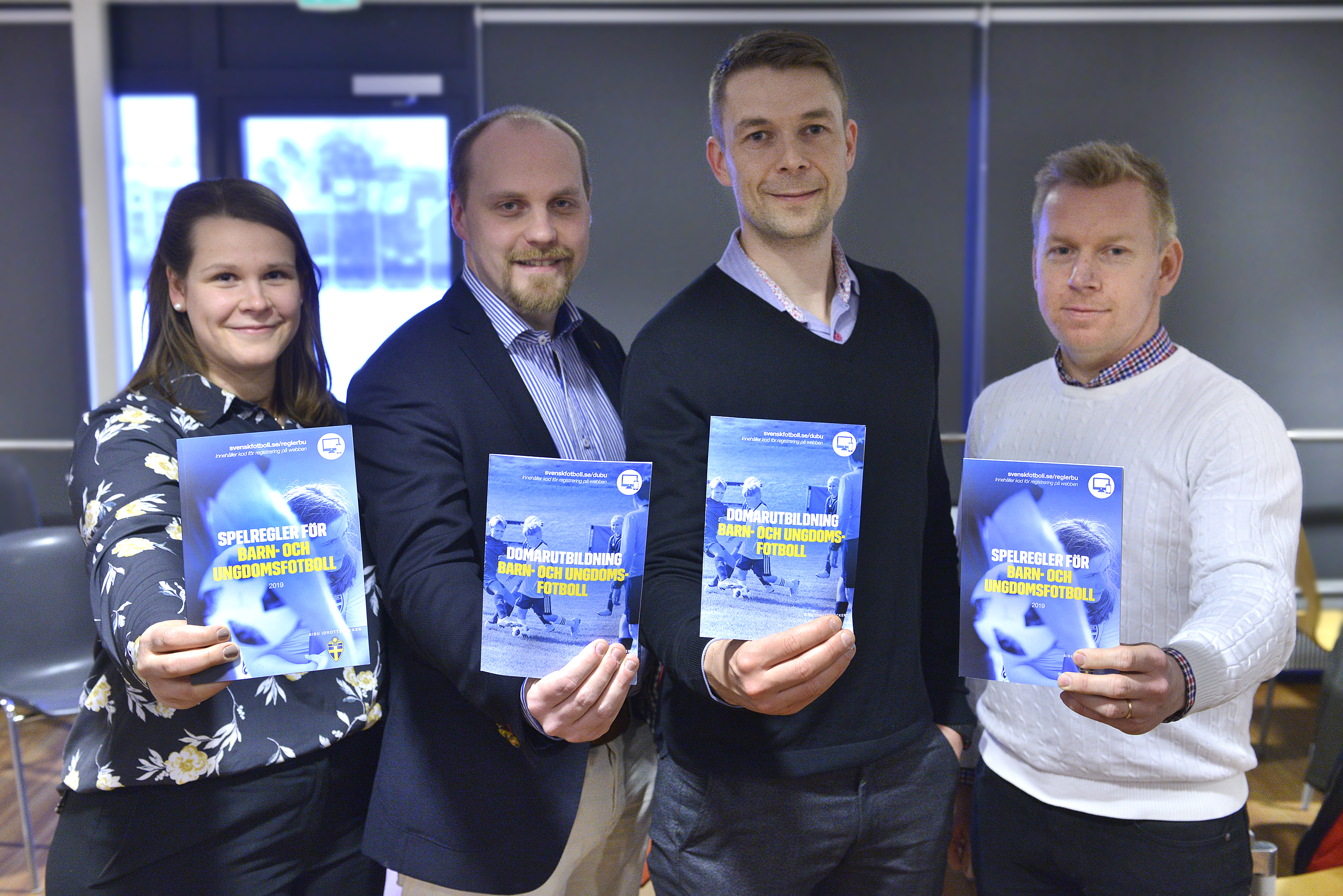 Finlands bästa domare utmanar ligaprofilerna