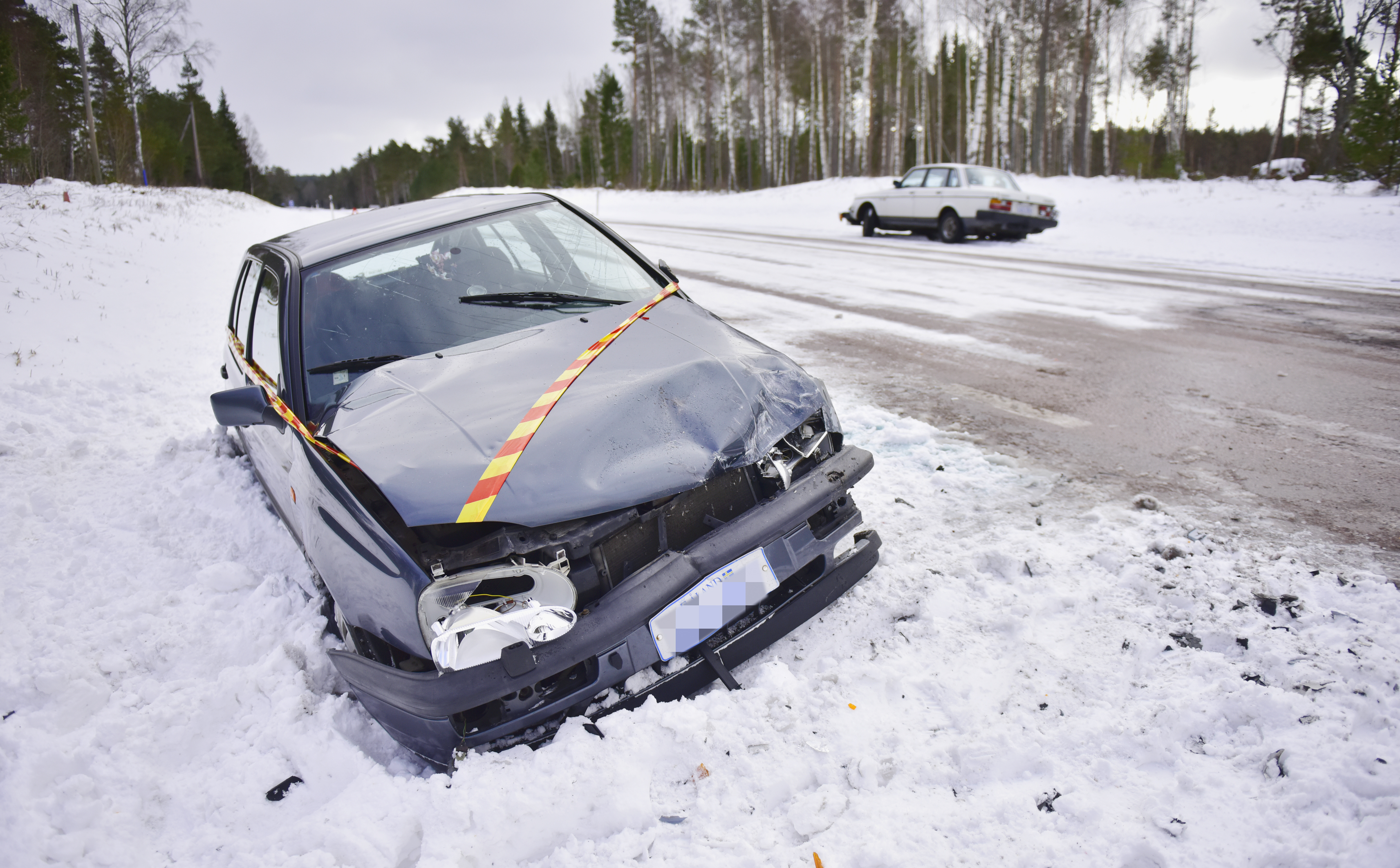 Bilar kolliderade i Hammarland