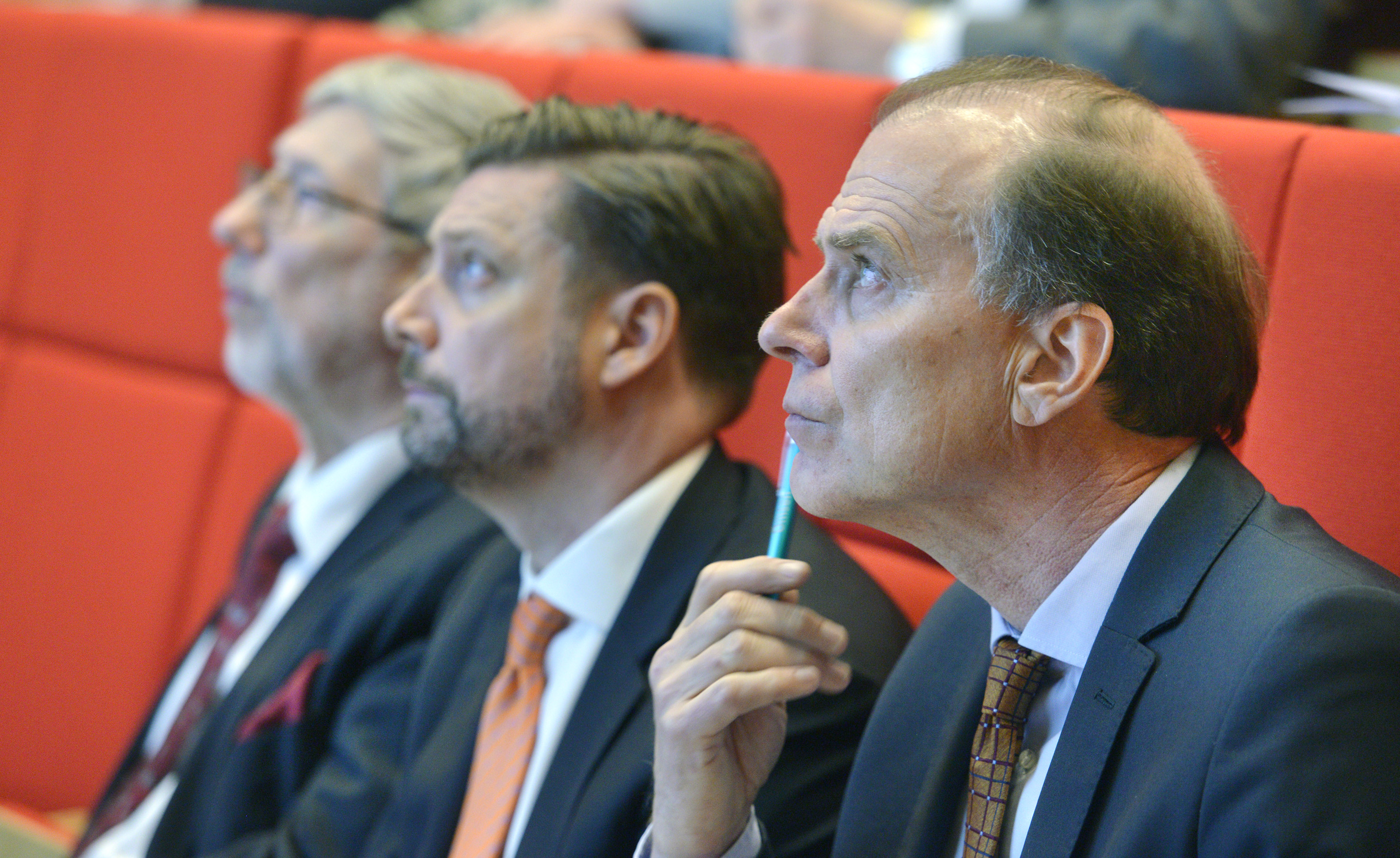 Odramatisk stämma för växande Ömsen