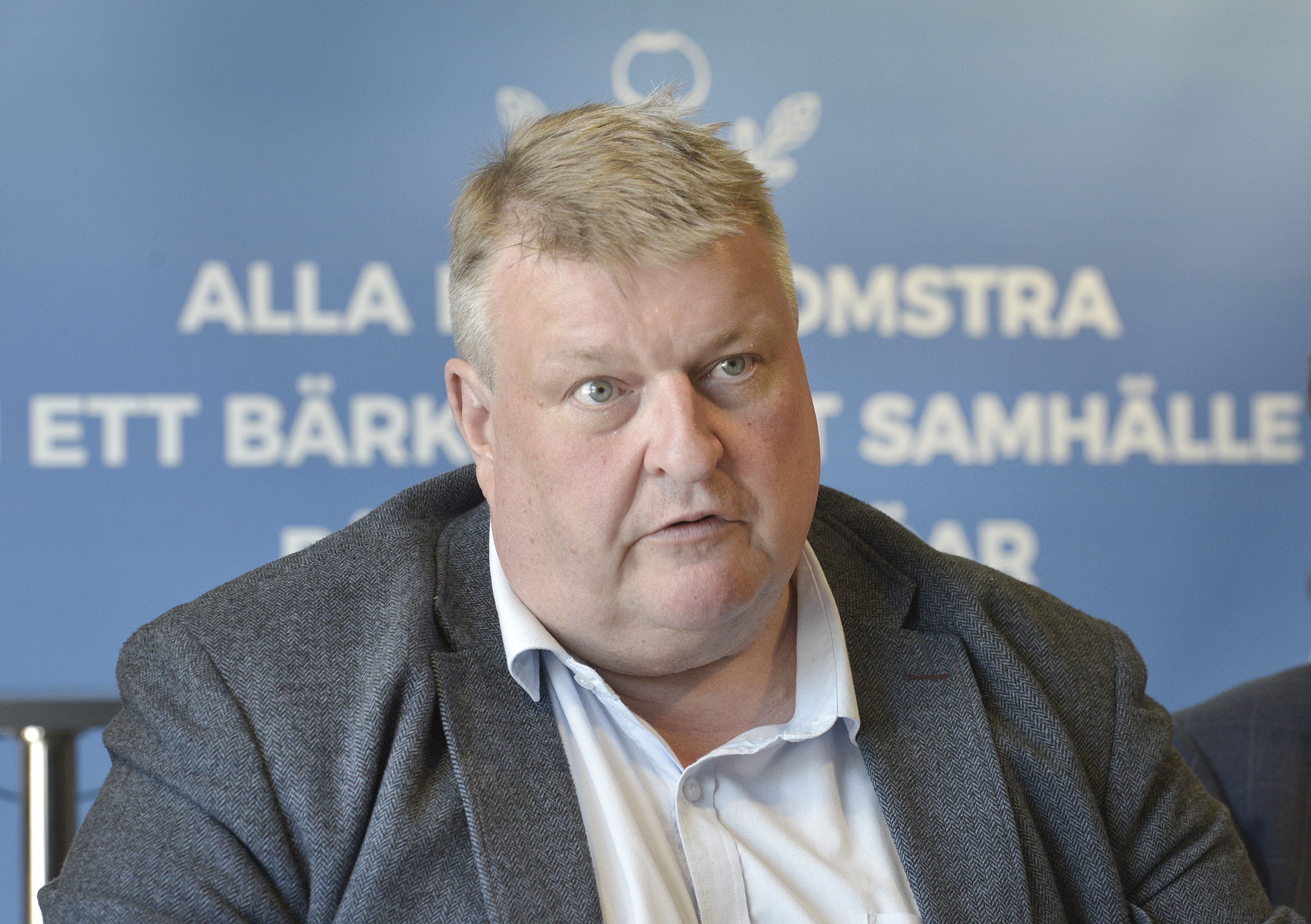 Ansvaret faller på ministern