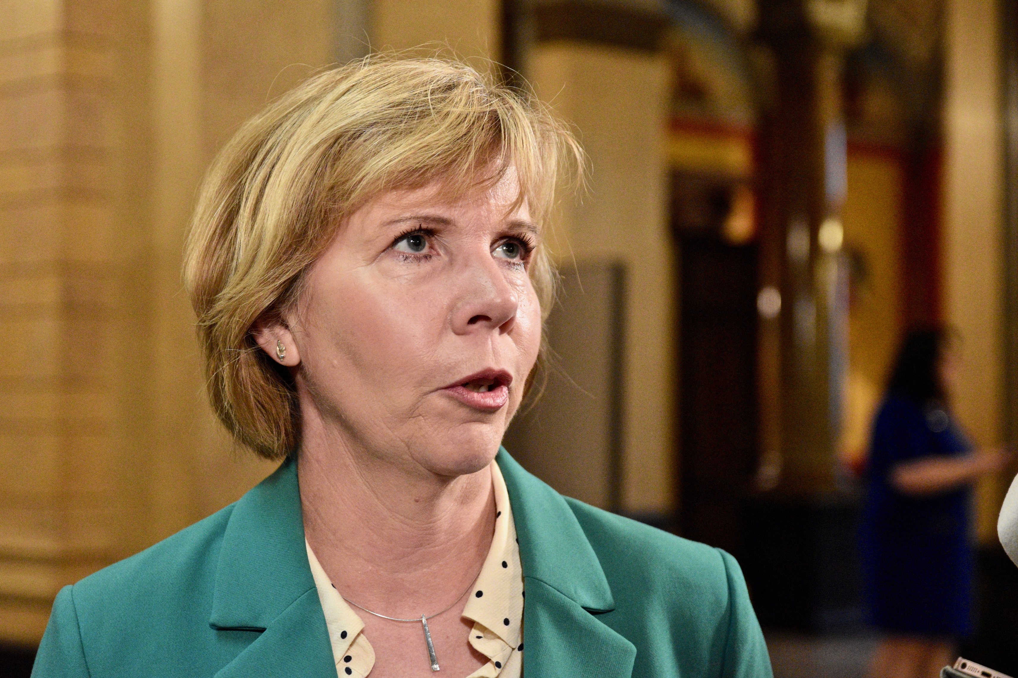 Anna-Maja Henriksson tillbaka som Ålandsminister