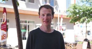 ”Vädret här är bättre än i England”