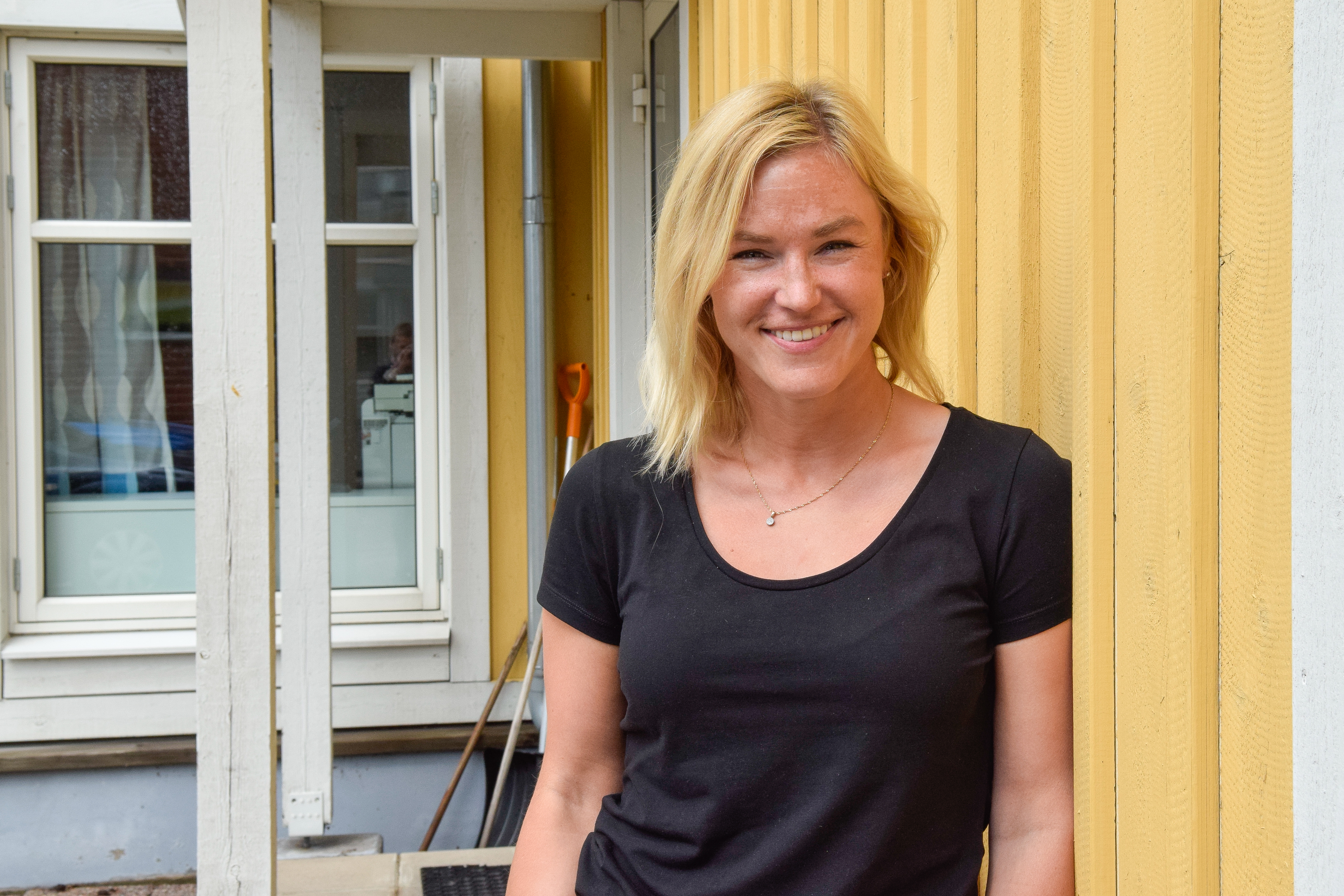 Hon lobbar för damfotbollen