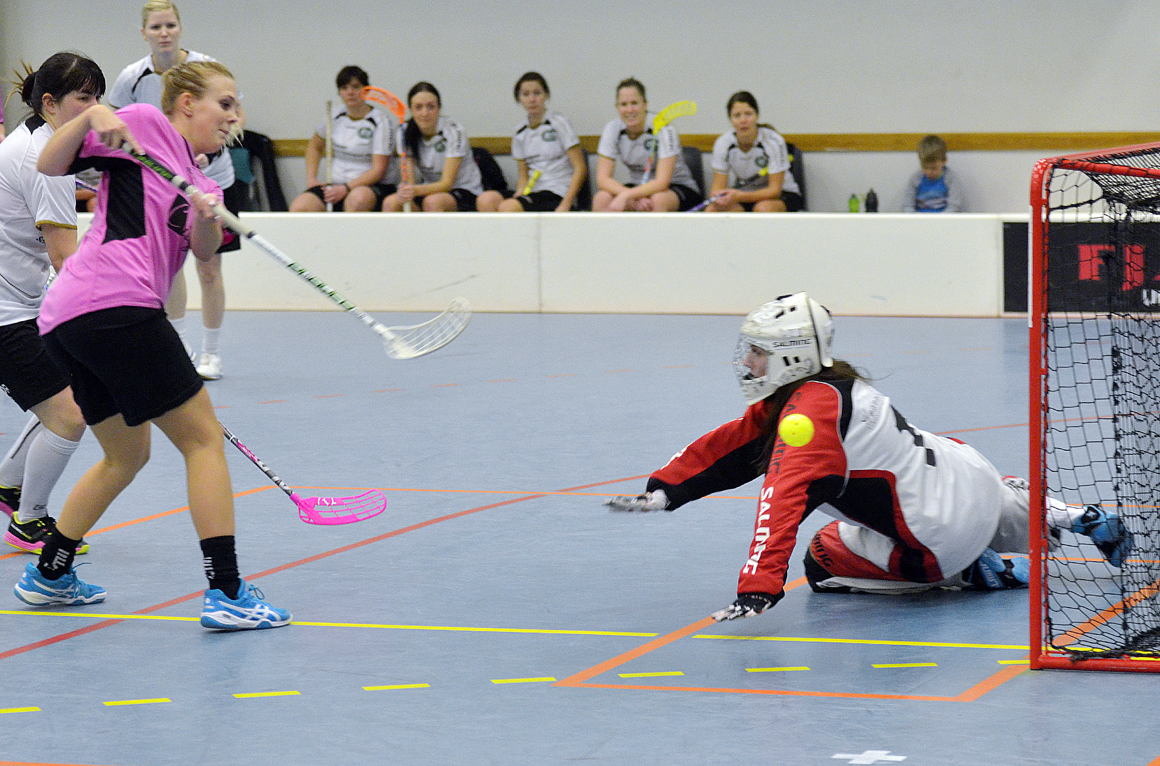 Damserien är tillbaka!