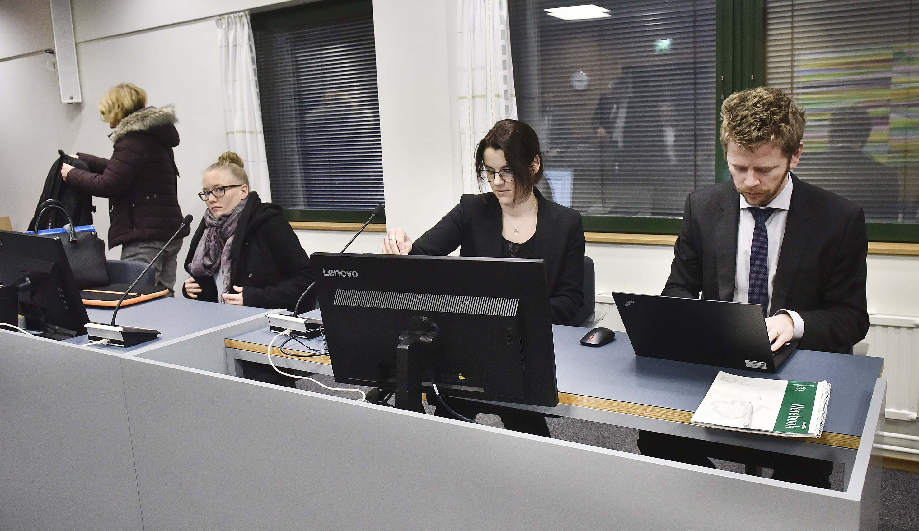 Anteckningar och mejl åklagarbevis