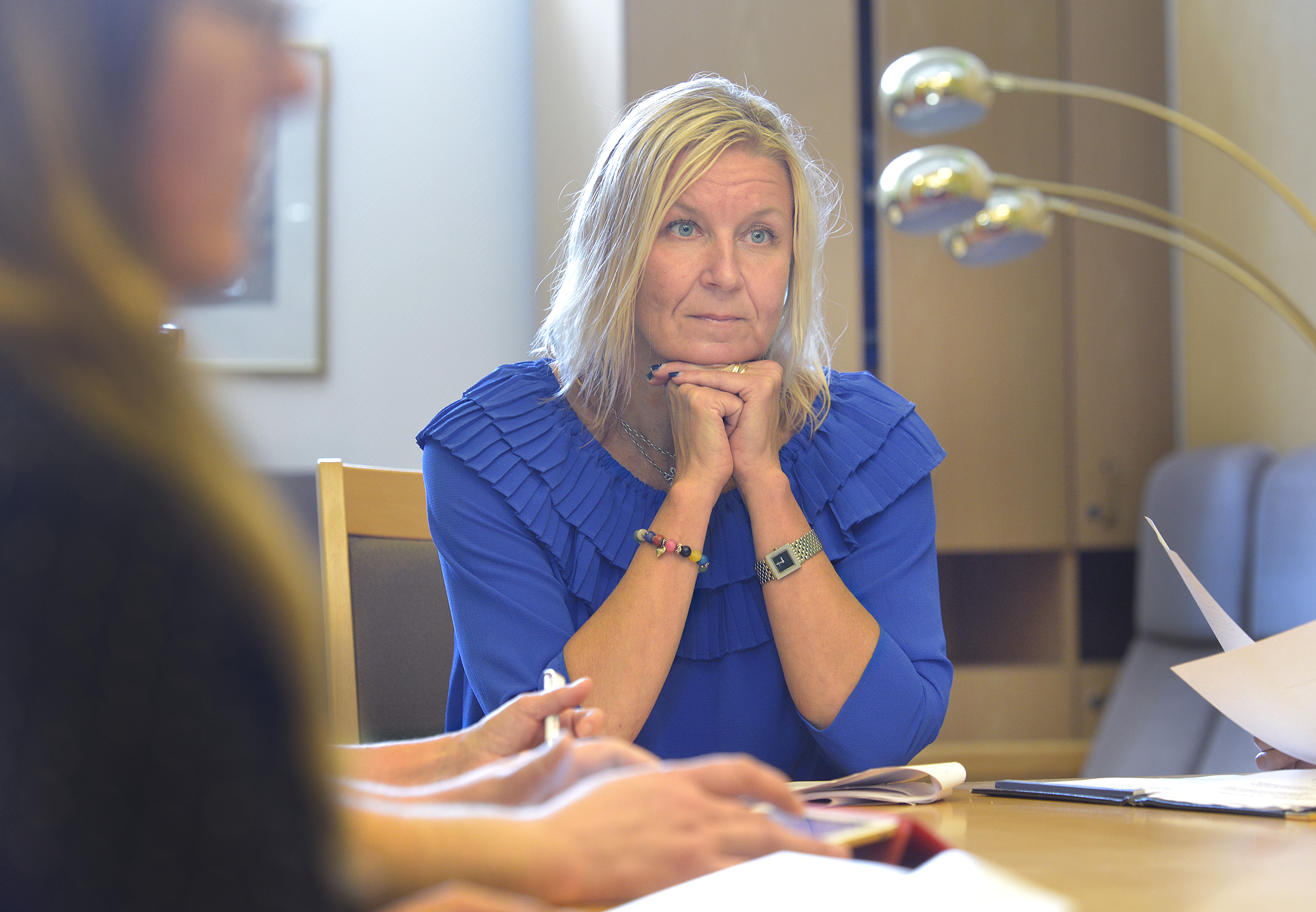 Stadsdirektören i Mariehamn söker tjänsten som riksfogde