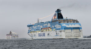 Tallink Silja överväger permitteringar