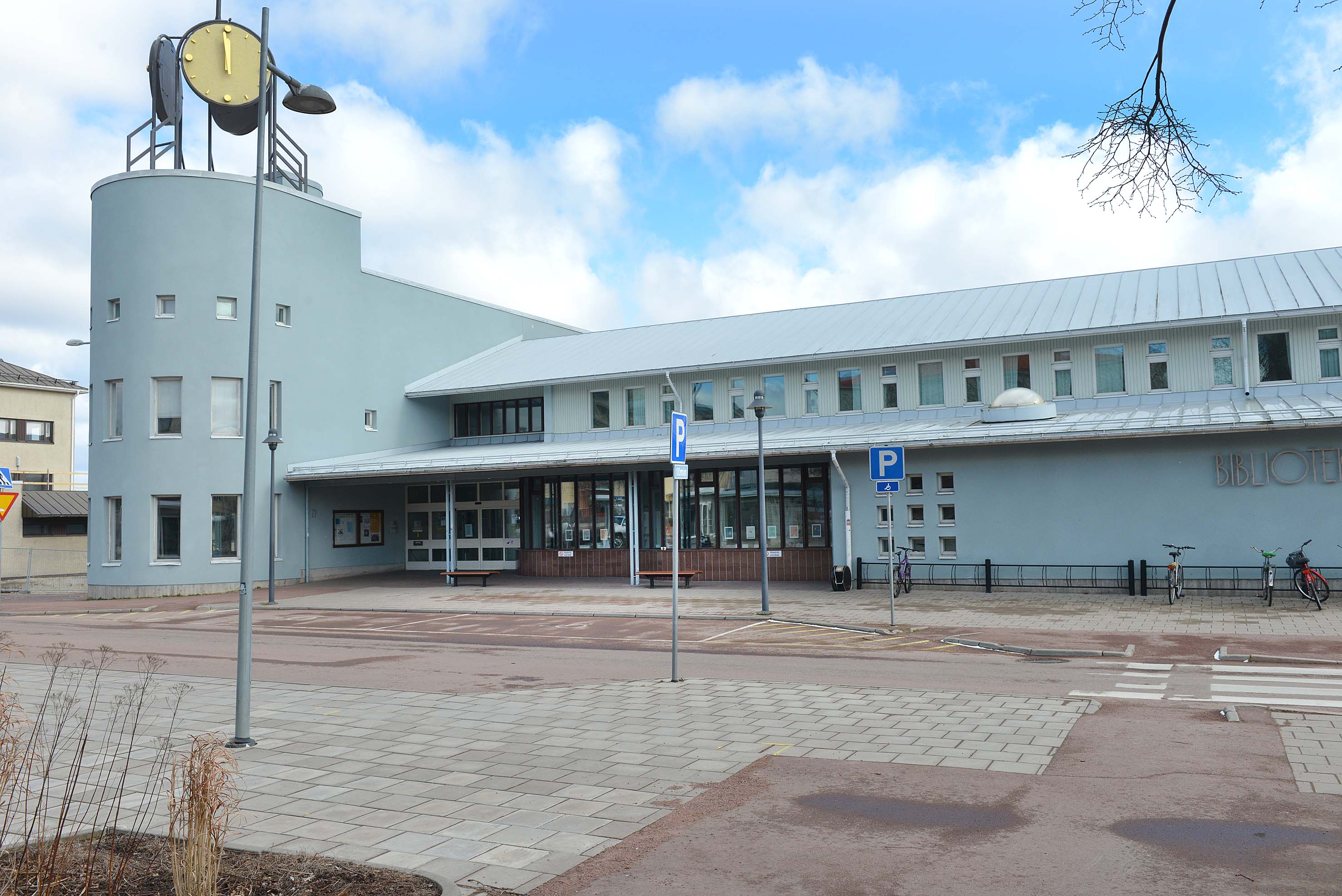 Stadsbiblioteket öppnar delvis