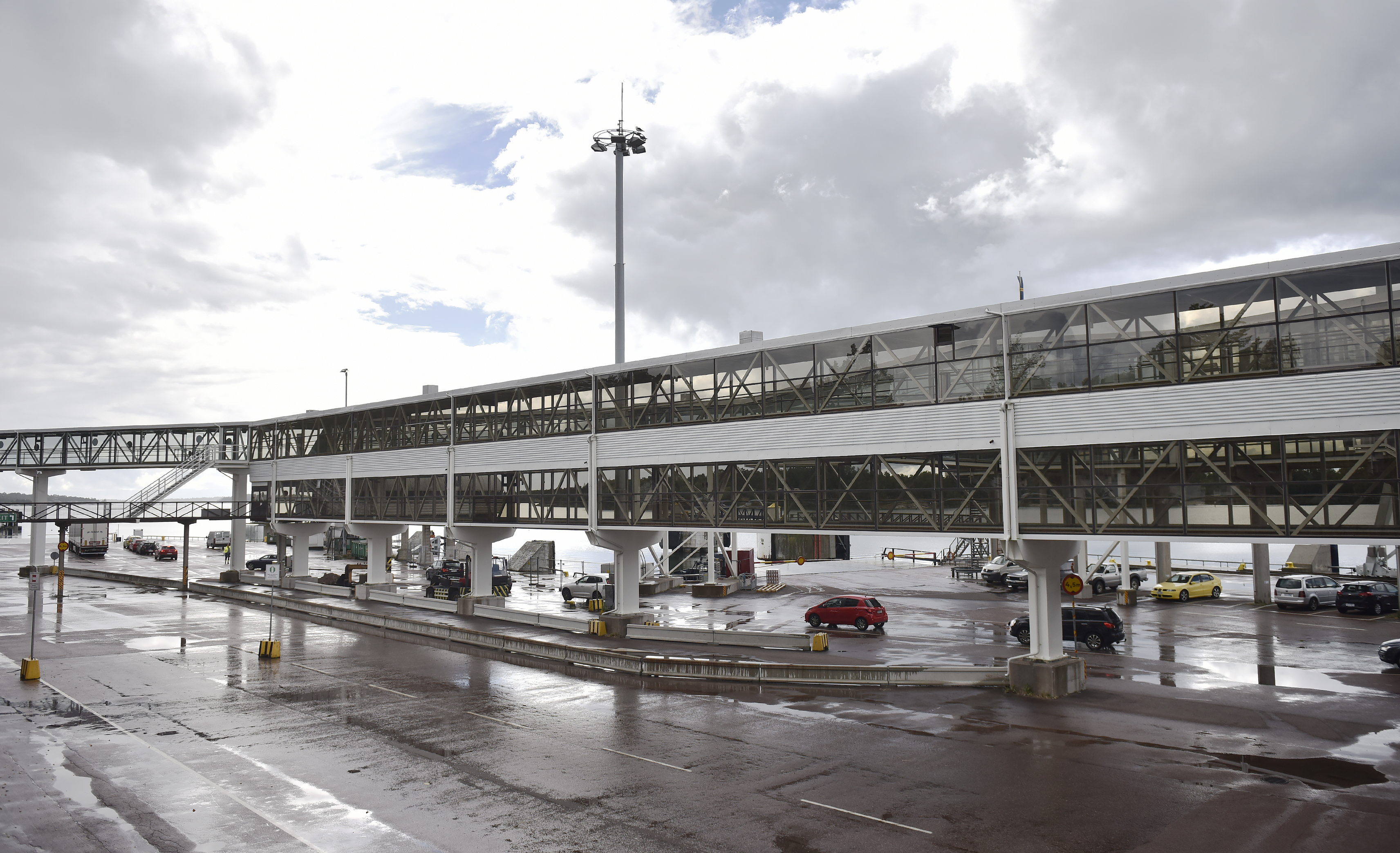 En halv miljon färre resenärer från Sverige