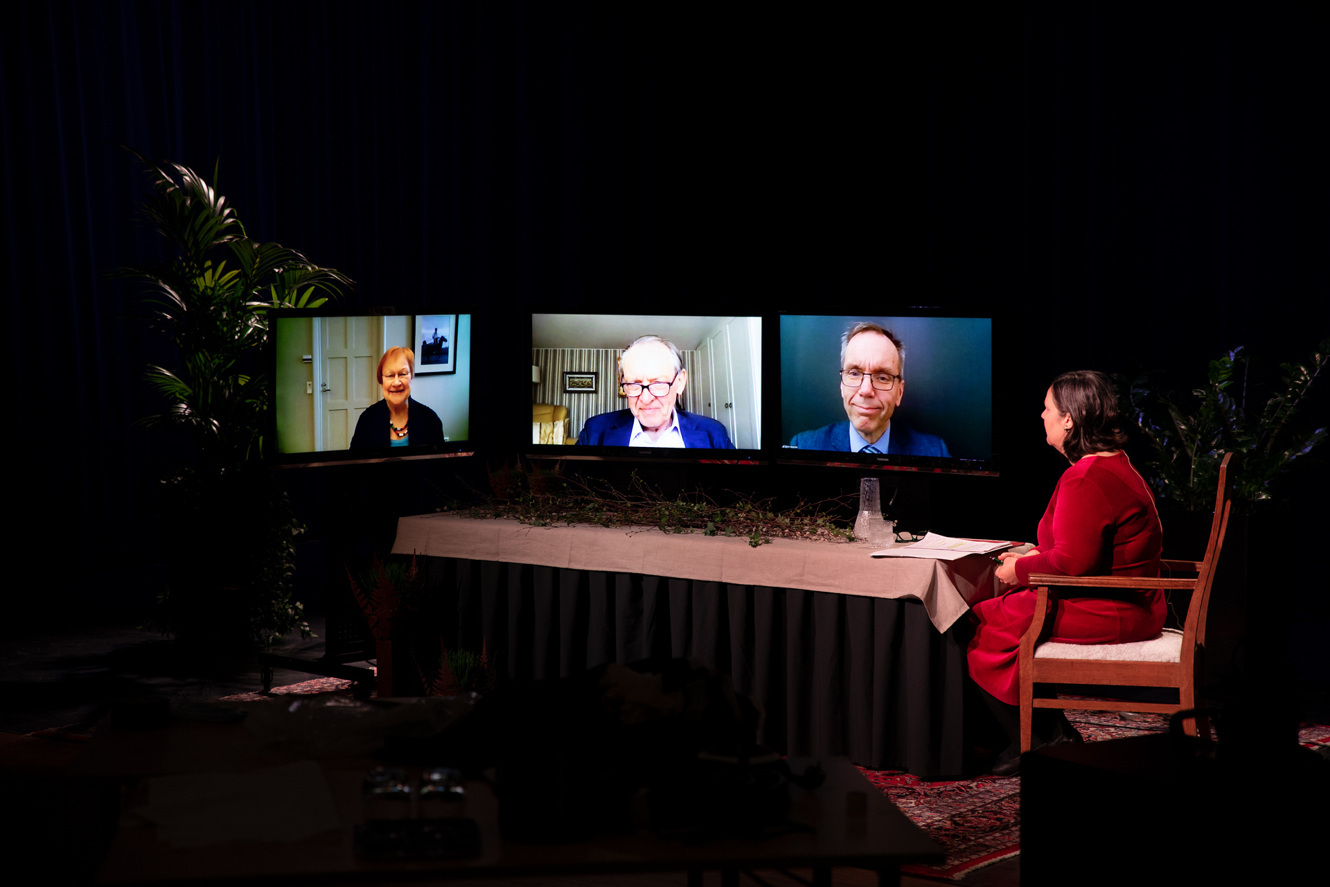 Freden kräver förtroende och dialog