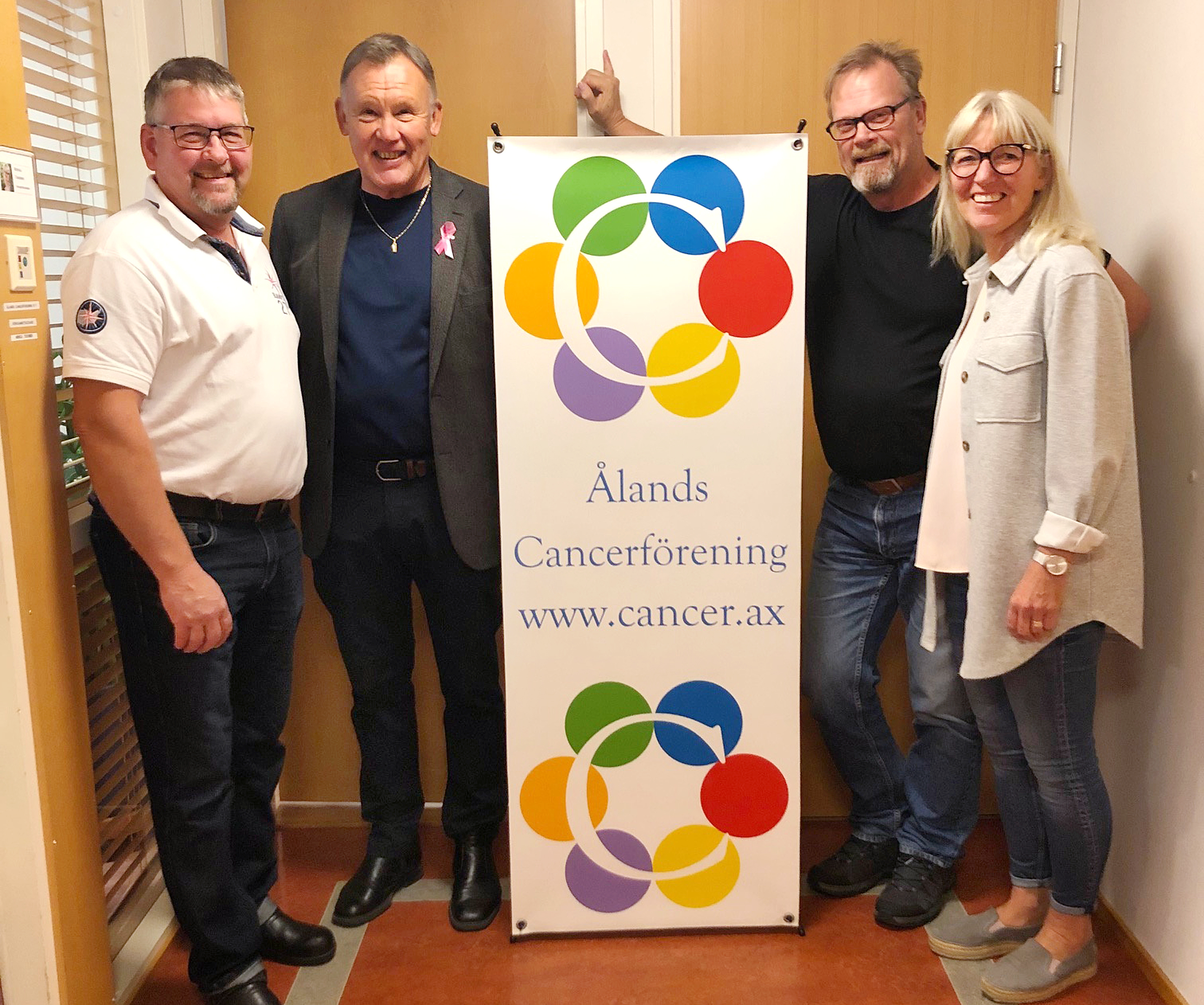 Späckat program på cancergala