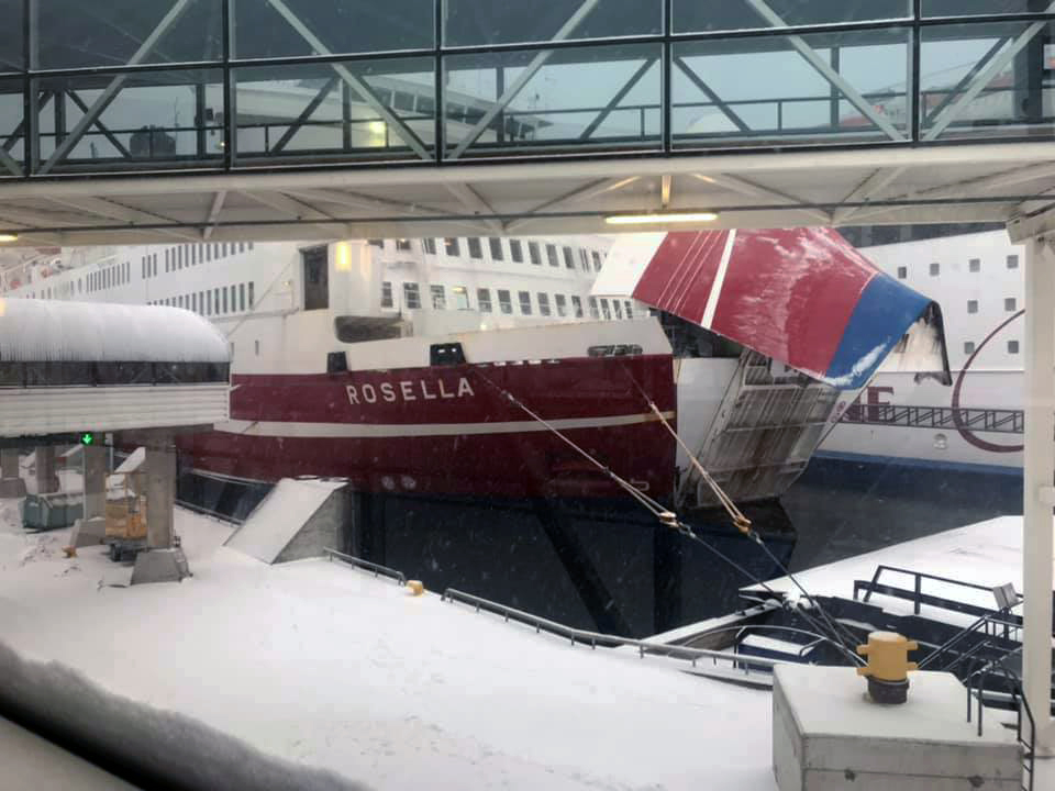 Rosella ställer in turerna i morgon