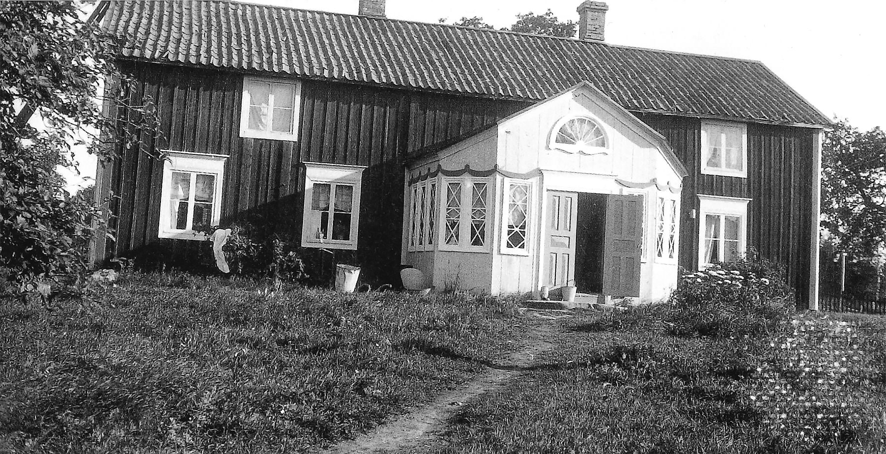 Recension: Feelgood och obehag i Åländsk Odling 2021