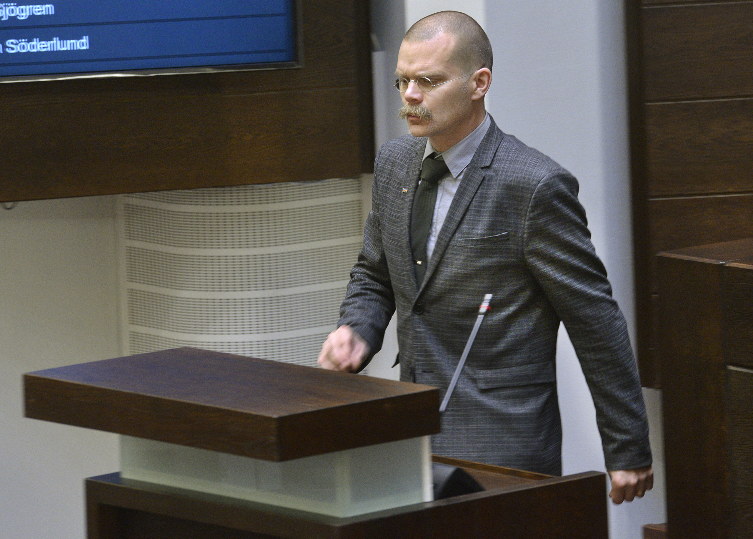 Ob kritiska till förslag om ny föräldraledighet