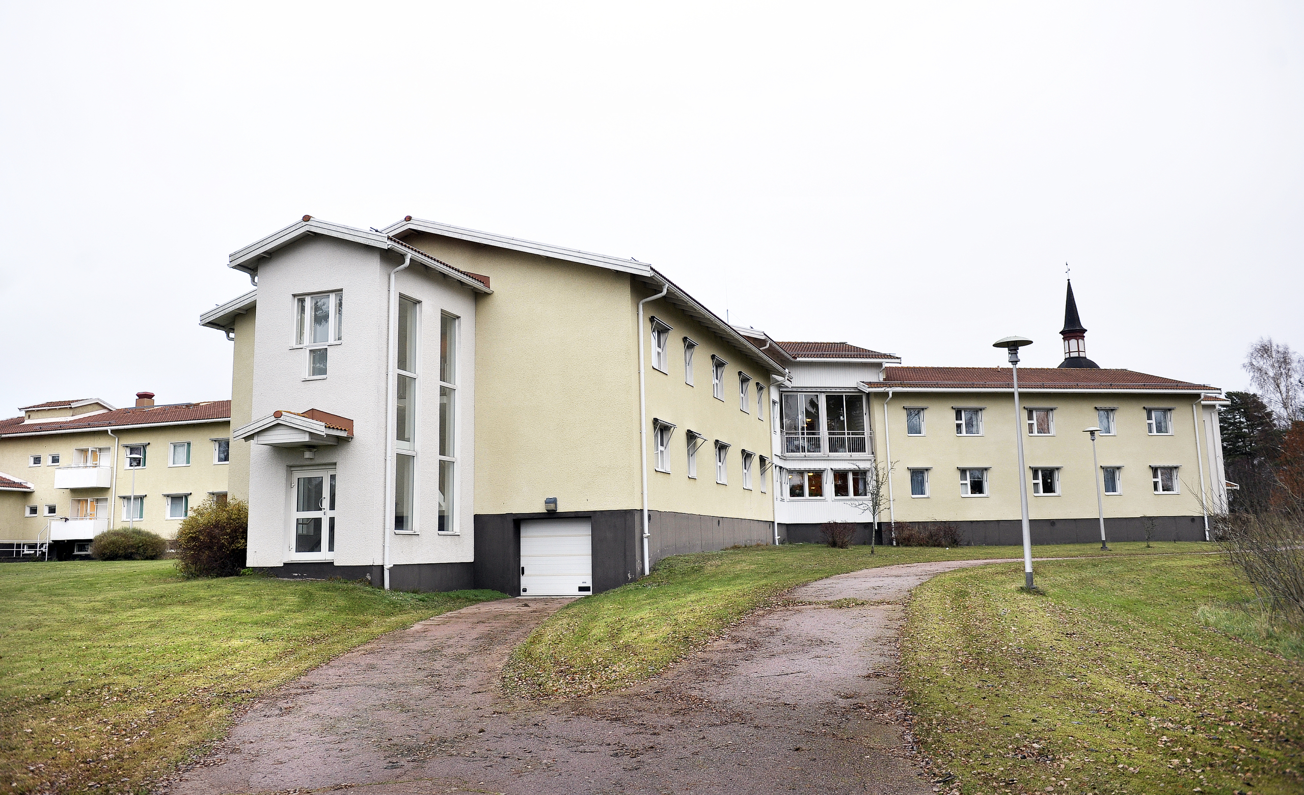 Oasen vill ta in ovaccinerad personal