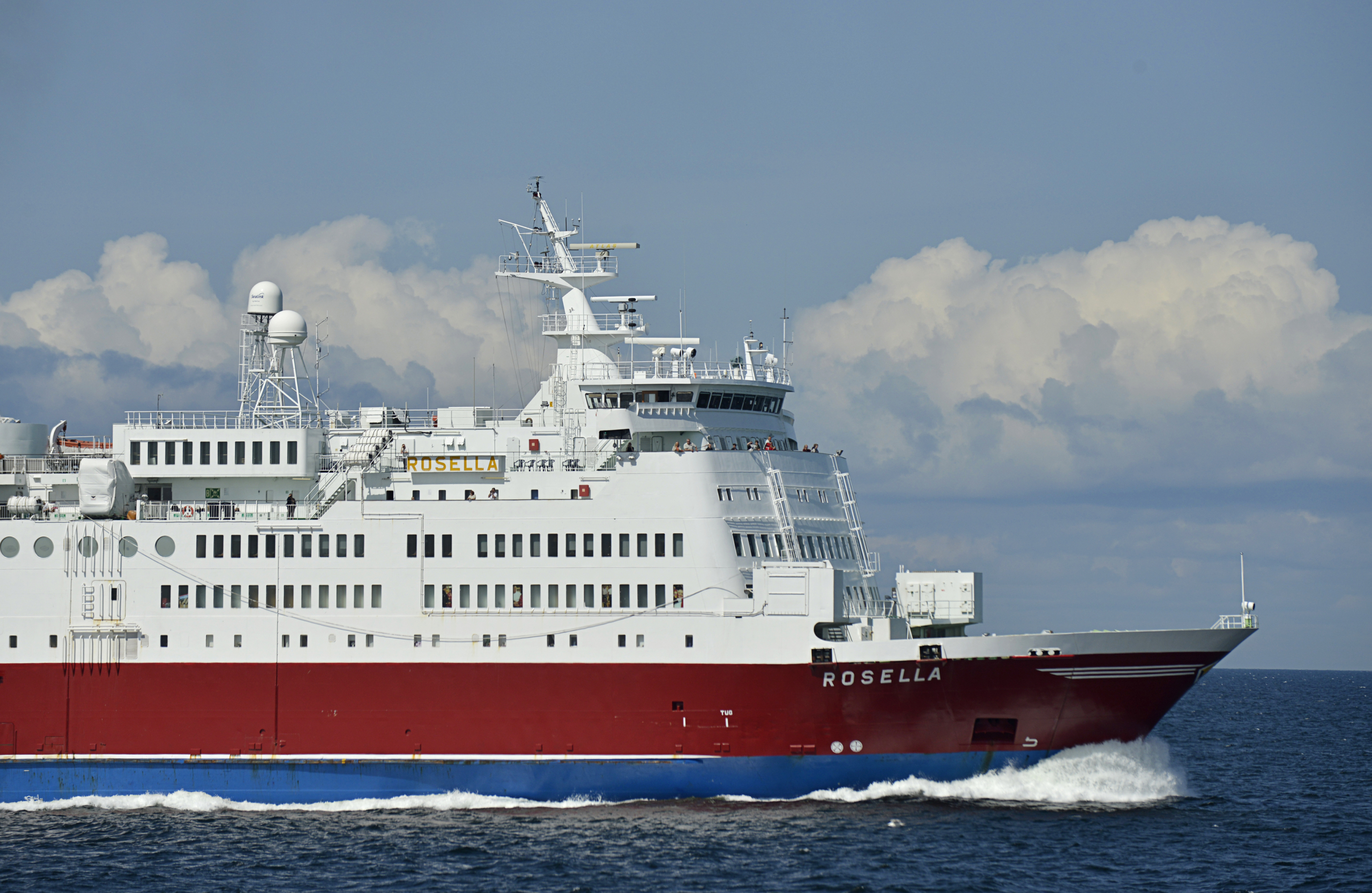 Viking Line varslar personal i Kapellskär