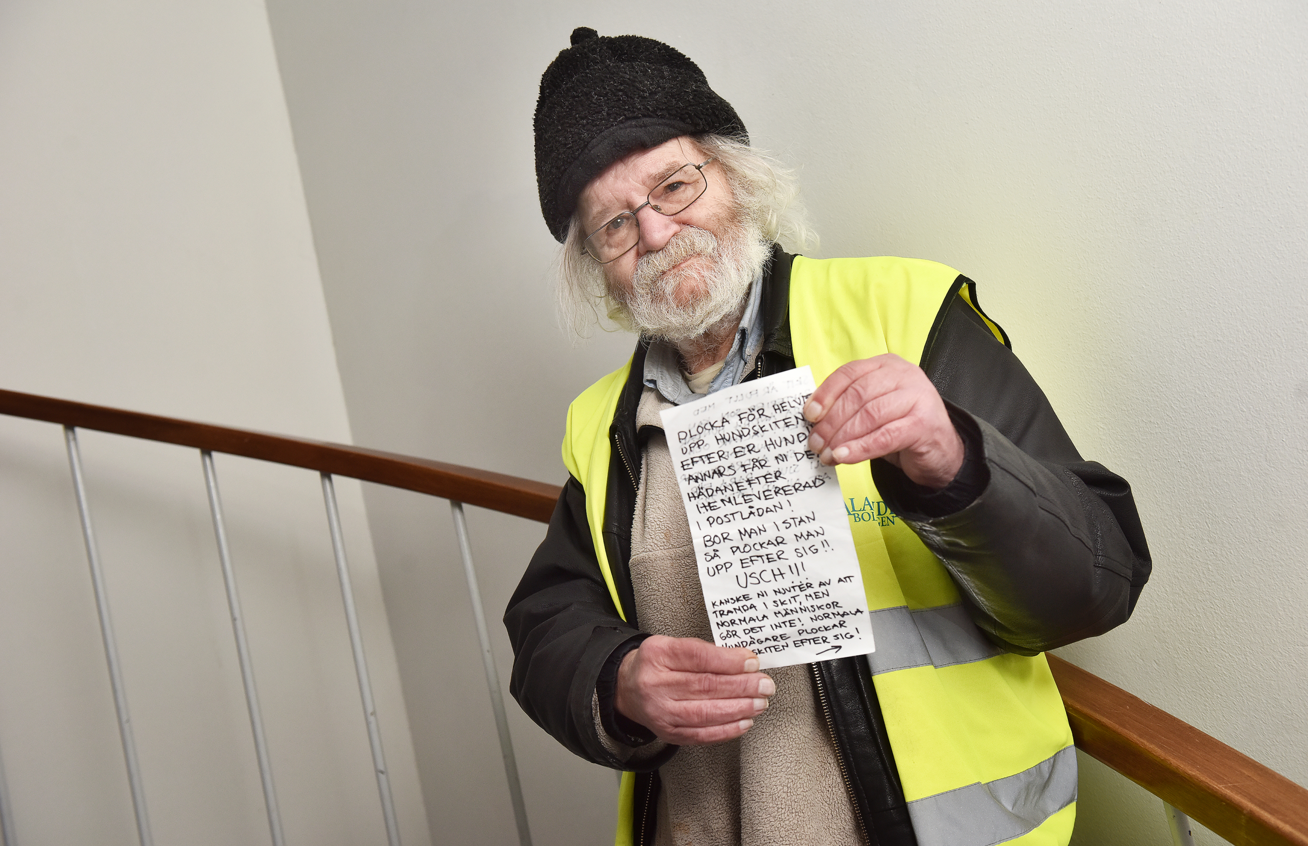 Mariehamnare fick hundbajs och argt brev i brevlådan