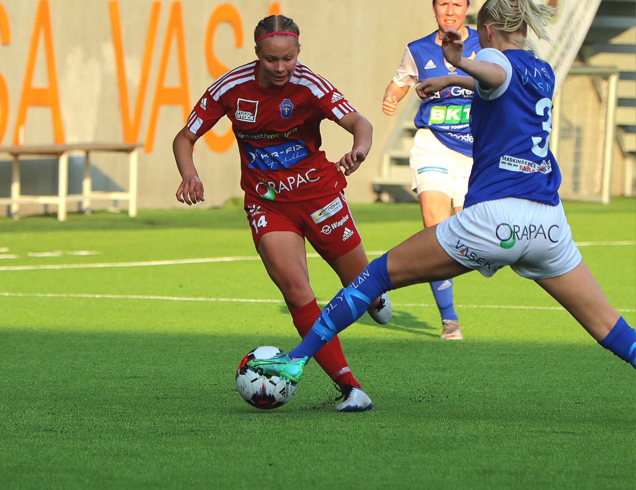 Treårigt Åland United-kontrakt för unga talangen Tilda Råtts