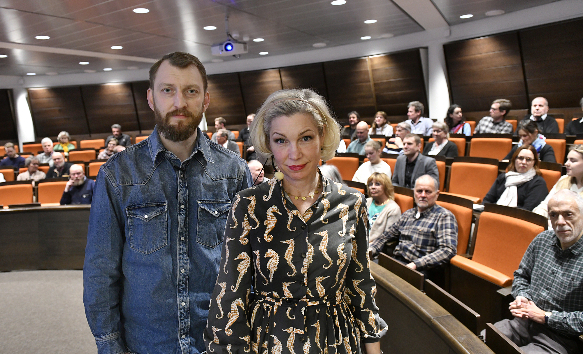 Obundna bjöd in till genusföreläsning