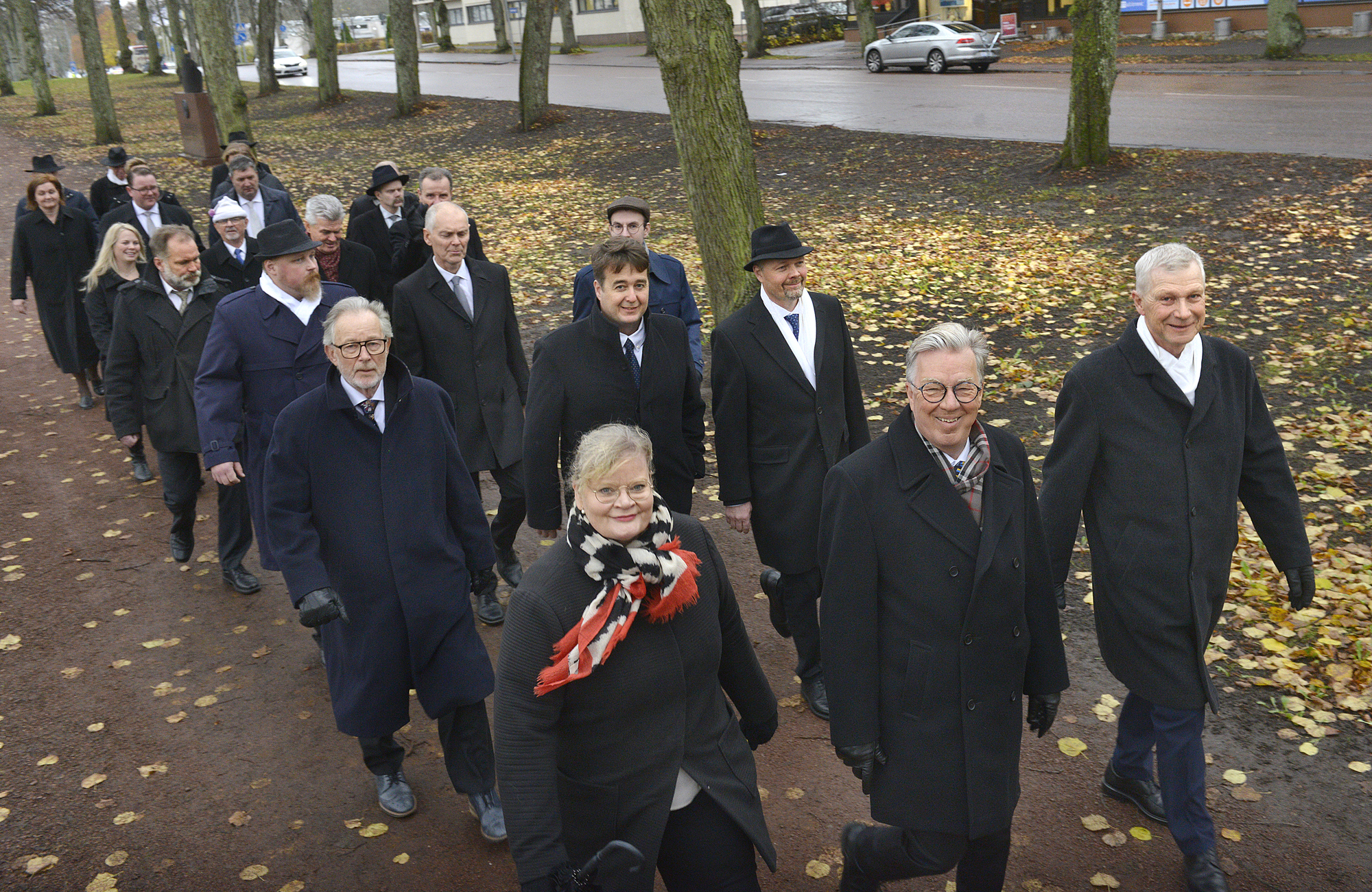 Partier borde inte slå in nya kilar mellan män och kvinnor