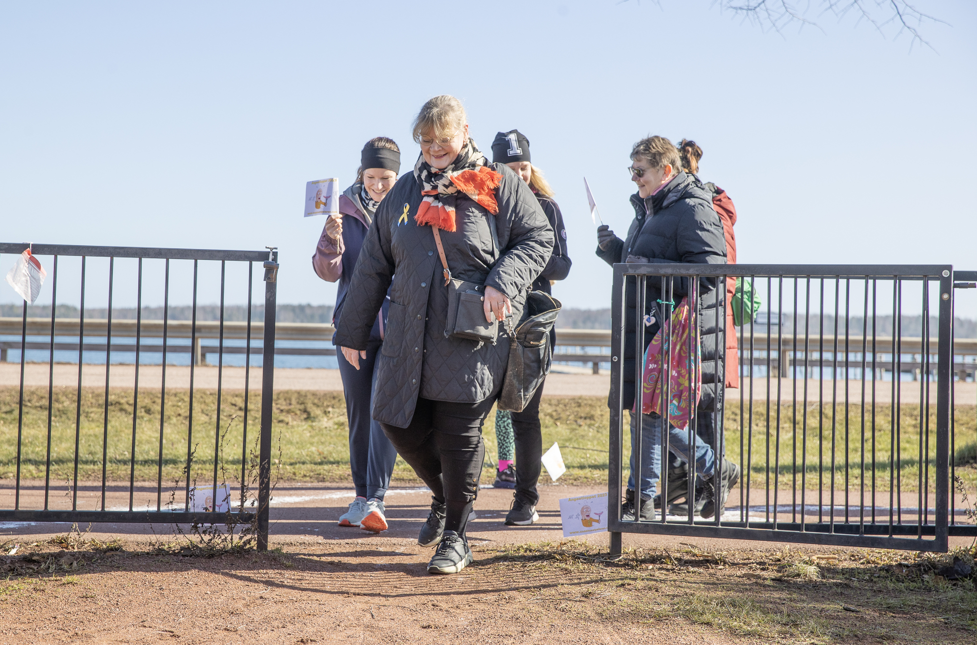 Guldklimpar och sol i årets ångestlopp