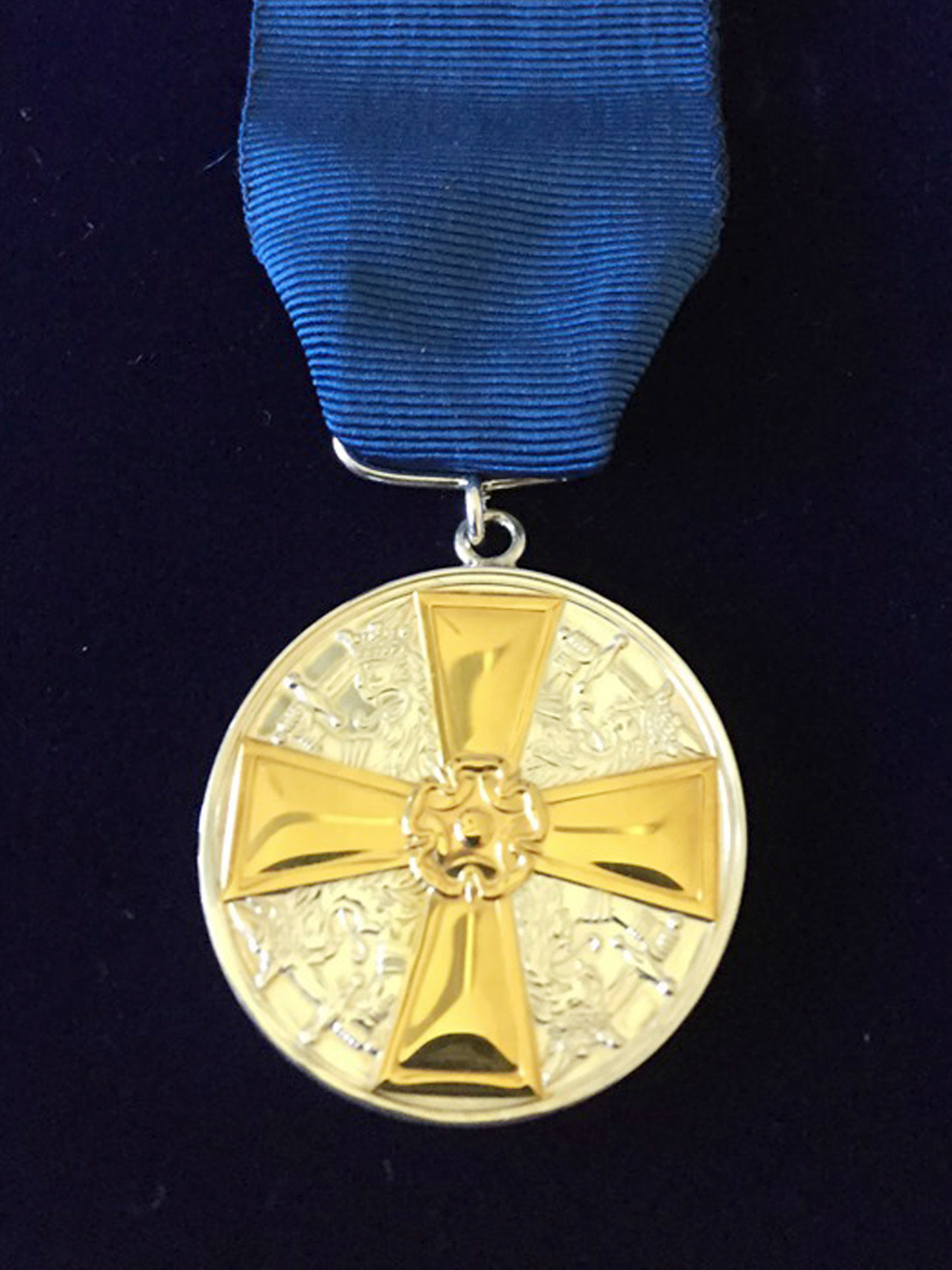 Föglöbo får morsdagsmedalj