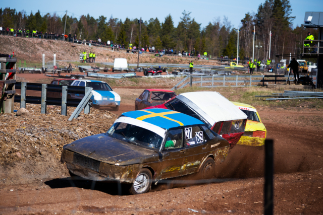 Se bildspel från dagens folkrace