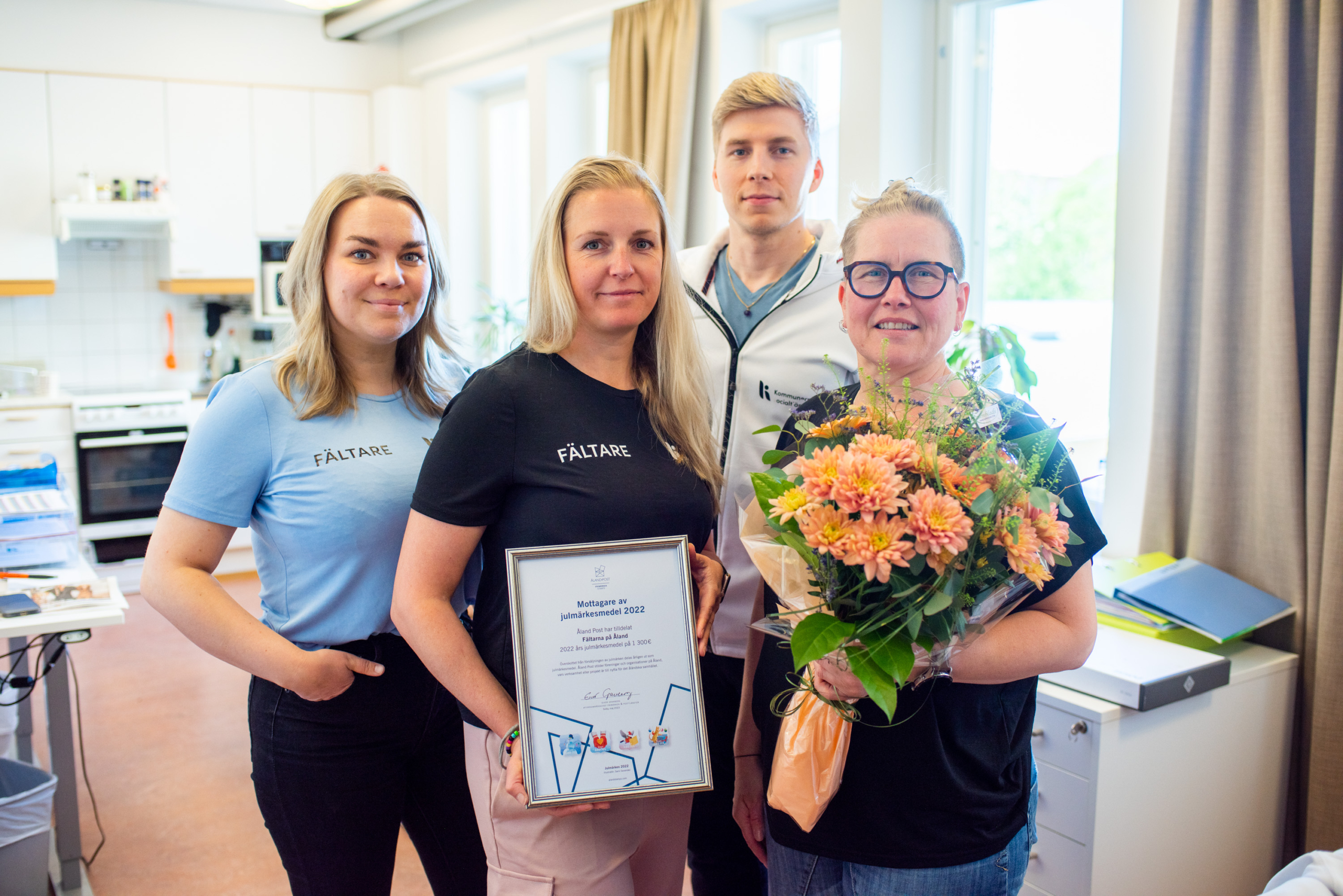 Julmärkesmedel på 1 300 euro till Fältarna