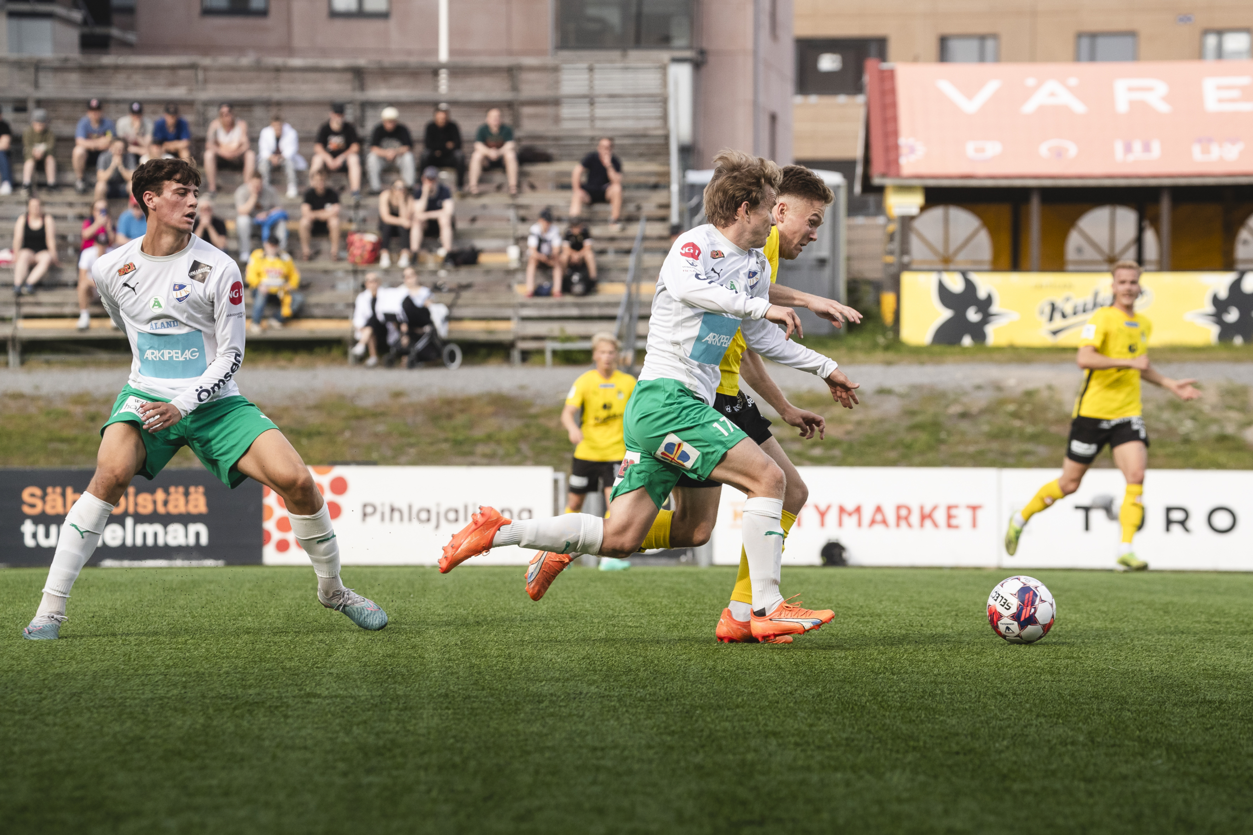 Viktig match väntar på bortaplan