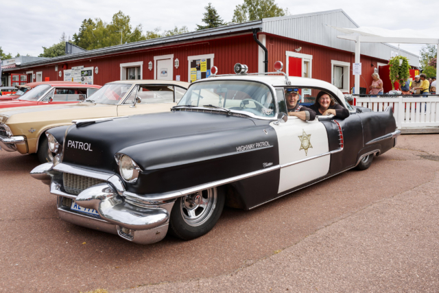 Motordag med familjär stämning i Storby