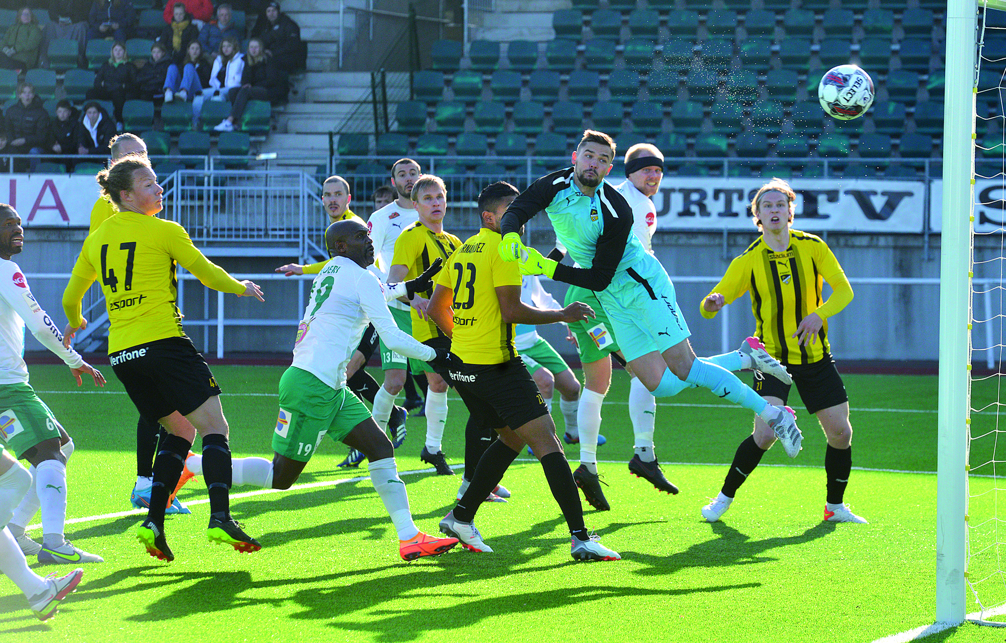 Viktiga poäng på spel i cupgenrep