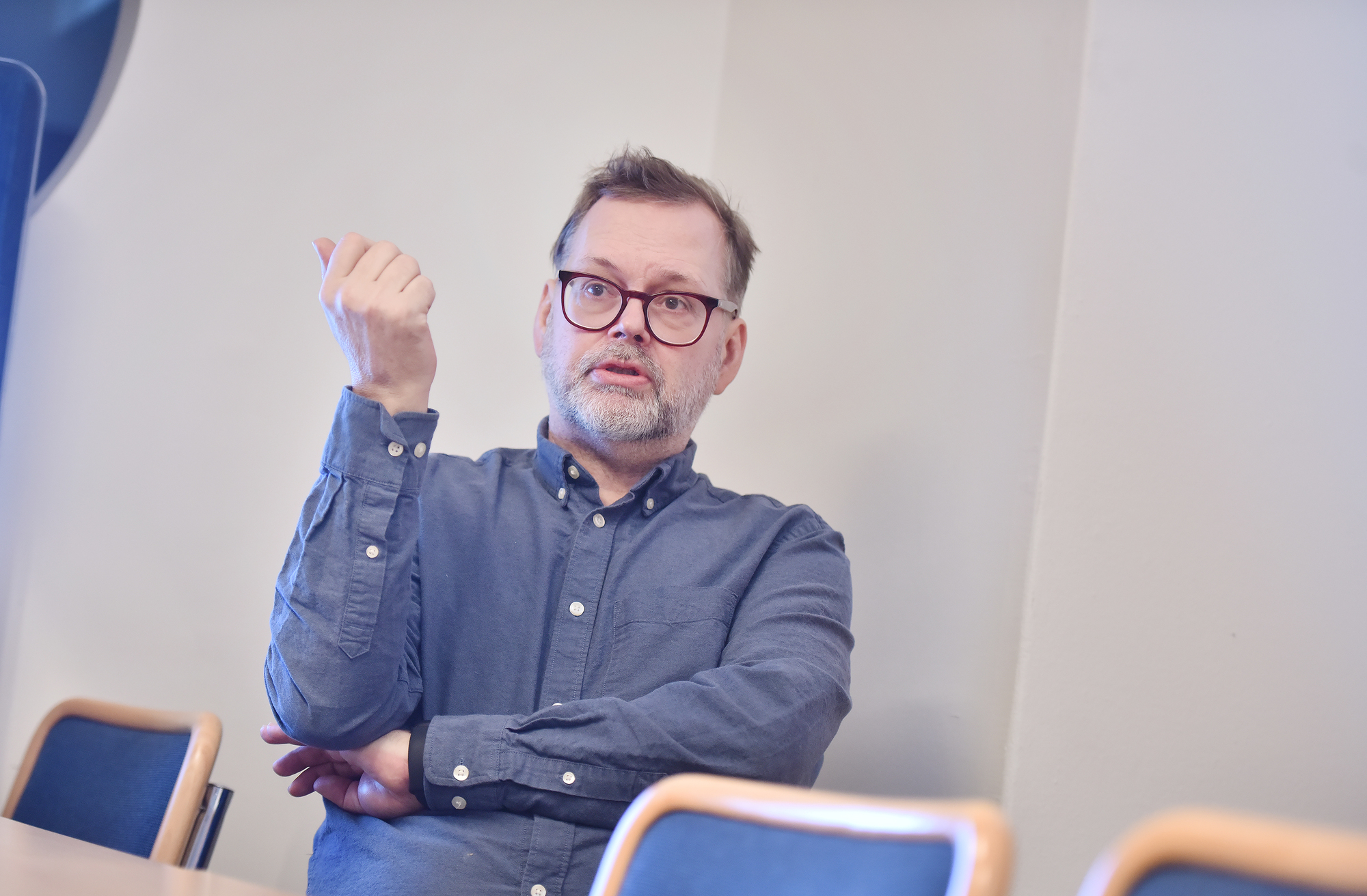 Åland halkar efter på nätet