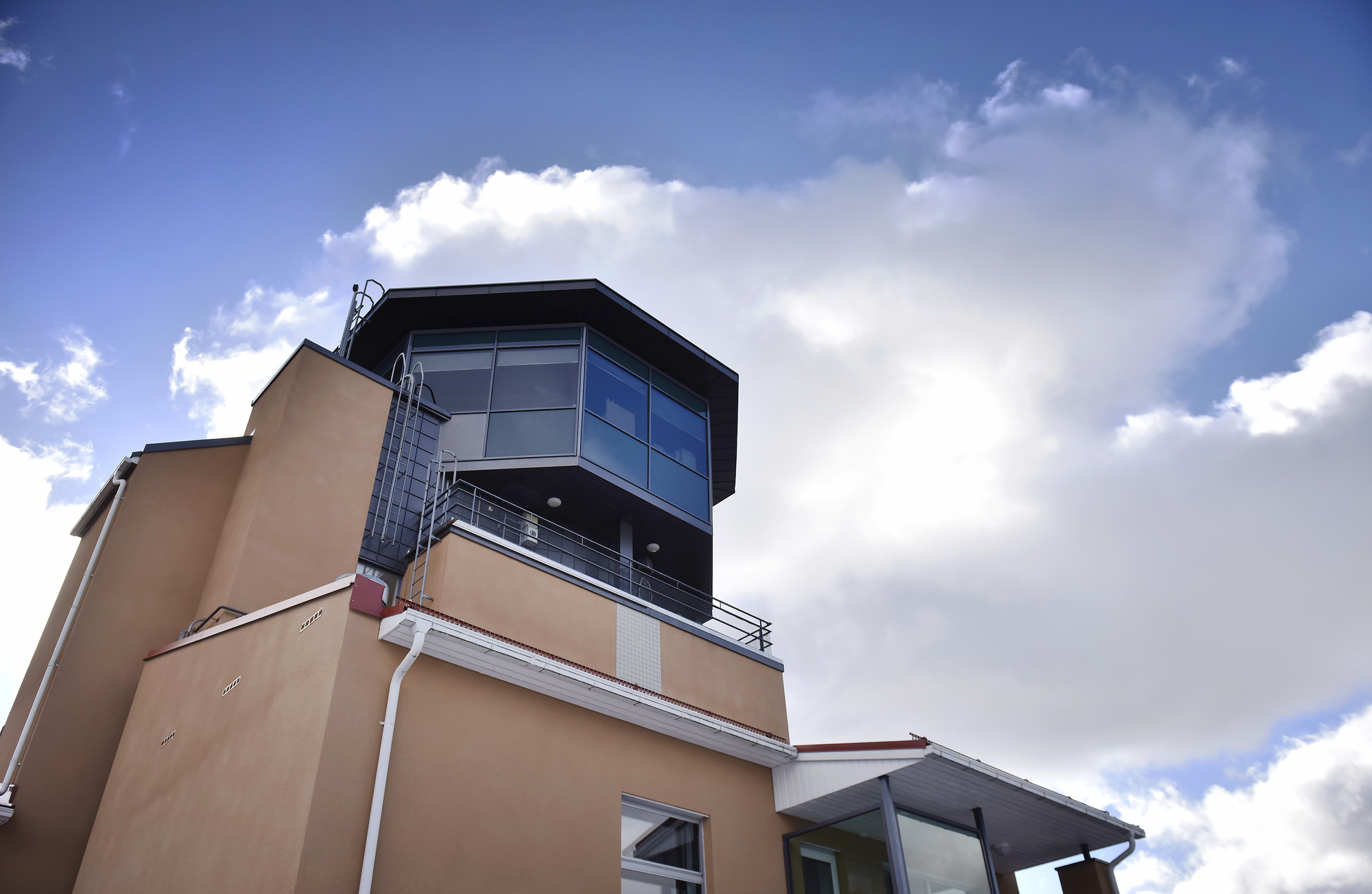 Brigad skolar värnpliktiga för Åland