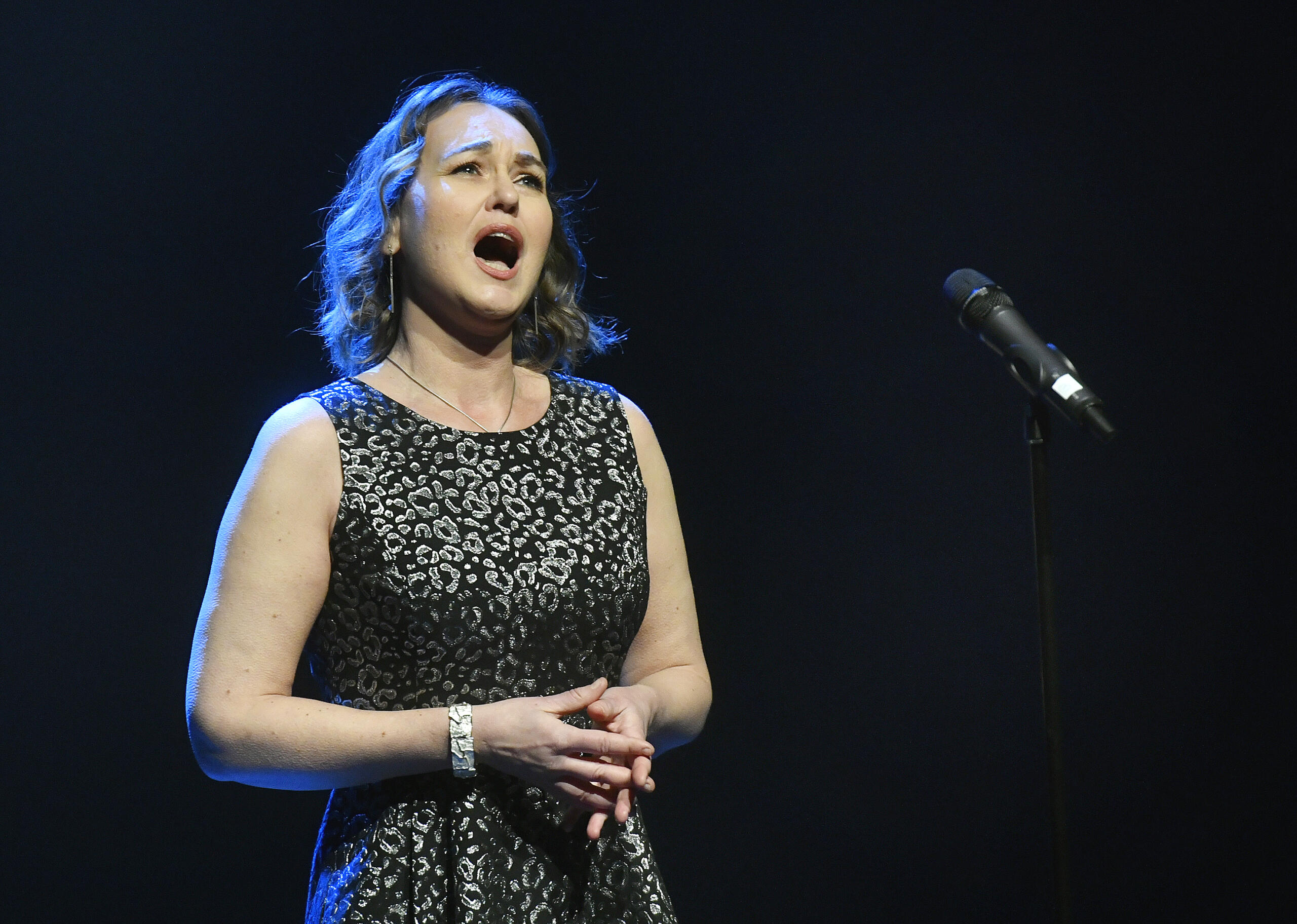 Jenny firar 30 år som sångare med ”minijubileumskonsert”